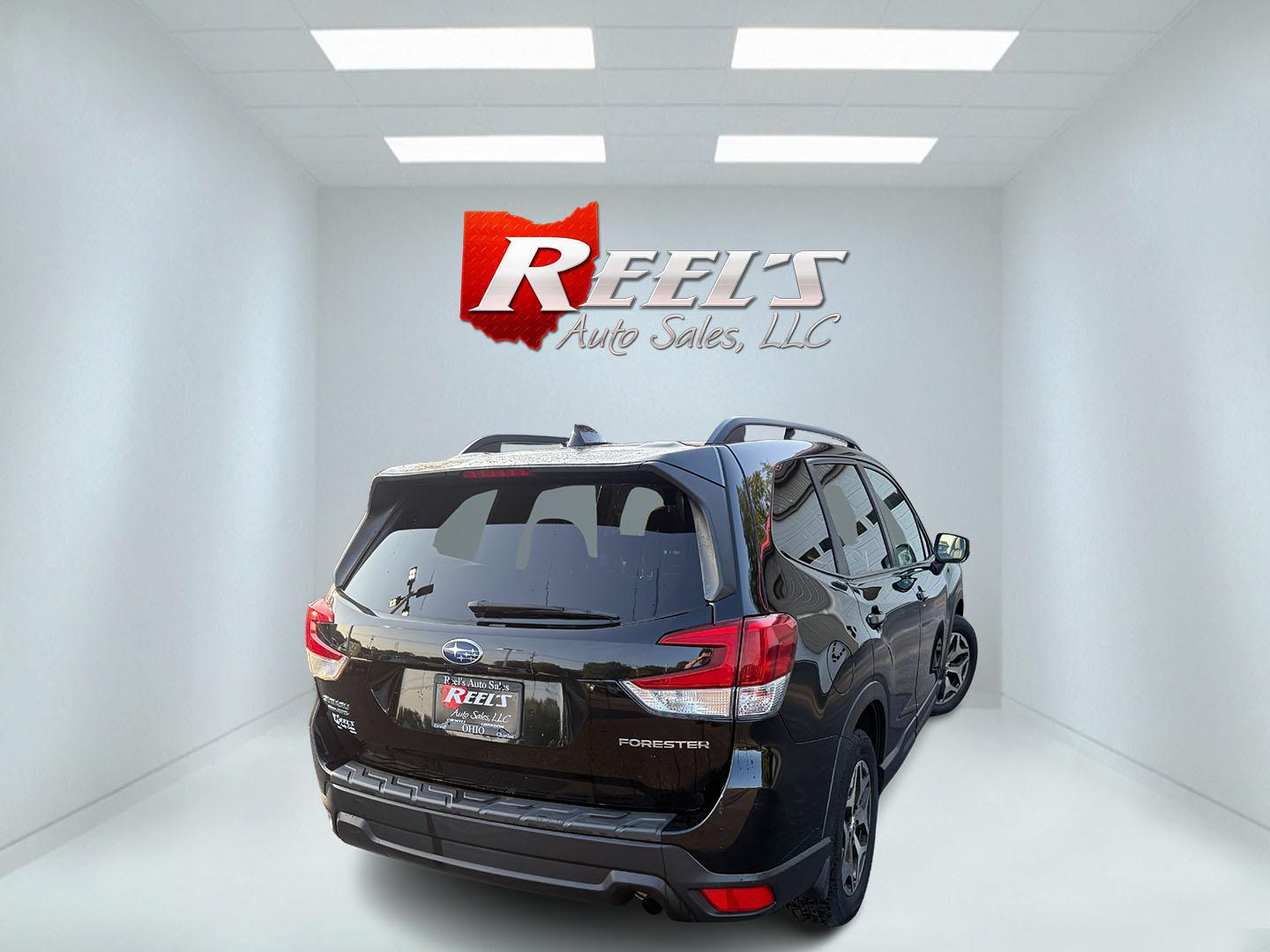 2019 Black /Black Subaru Forester Premium (JF2SKAEC6KH) with an 2.5L H4 DOHC 16V engine, Automatic transmission, located at 547 E. Main St., Orwell, OH, 44076, (440) 437-5893, 41.535435, -80.847855 - 2019 Subaru Forester Premium – Capable AWD Comfort with Modern Safety and Efficiency If you want a compact SUV that feels confident in changing conditions and easy to live with day to day, this 2019 Subaru Forester Premium is a strong option. The 2.5L engine pairs with Subaru’s full-time Symmet- Photo#31