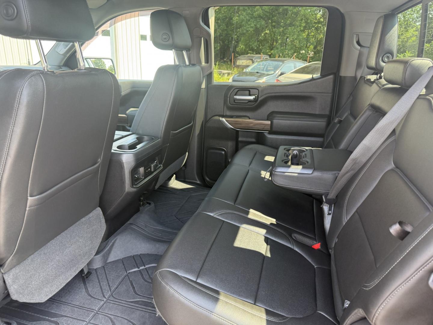 2019 Black /Black Chevrolet Silverado 1500 RST Crew Cab 4WD (1GCUYEED7KZ) with an 5.3L V8 OHV 16V engine, Automatic transmission, located at 547 E. Main St., Orwell, OH, 44076, (440) 437-5893, 41.535435, -80.847855 - 2019 Chevrolet Silverado 1500 RST Crew Cab 4WD – Strong V8 Capability with Z71 Off-Road Equipment If you need a full-size truck that can handle real work and still feel comfortable on the daily drive, this 2019 Chevrolet Silverado 1500 RST Crew Cab 4WD is a solid choice. The 5.3L EcoTec3 V8 and 8- Photo#21