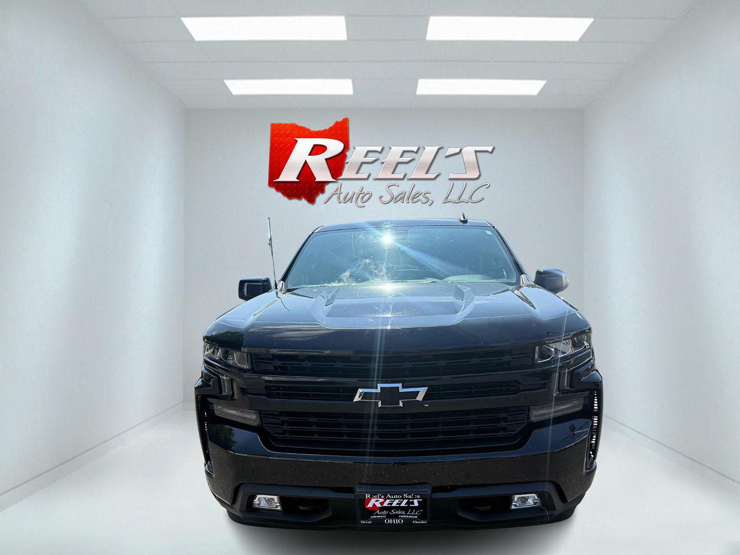 2019 Black /Black Chevrolet Silverado 1500 RST Crew Cab 4WD (1GCUYEED7KZ) with an 5.3L V8 OHV 16V engine, Automatic transmission, located at 547 E. Main St., Orwell, OH, 44076, (440) 437-5893, 41.535435, -80.847855 - 2019 Chevrolet Silverado 1500 RST Crew Cab 4WD – Strong V8 Capability with Z71 Off-Road Equipment If you need a full-size truck that can handle real work and still feel comfortable on the daily drive, this 2019 Chevrolet Silverado 1500 RST Crew Cab 4WD is a solid choice. The 5.3L EcoTec3 V8 and 8- Photo#2