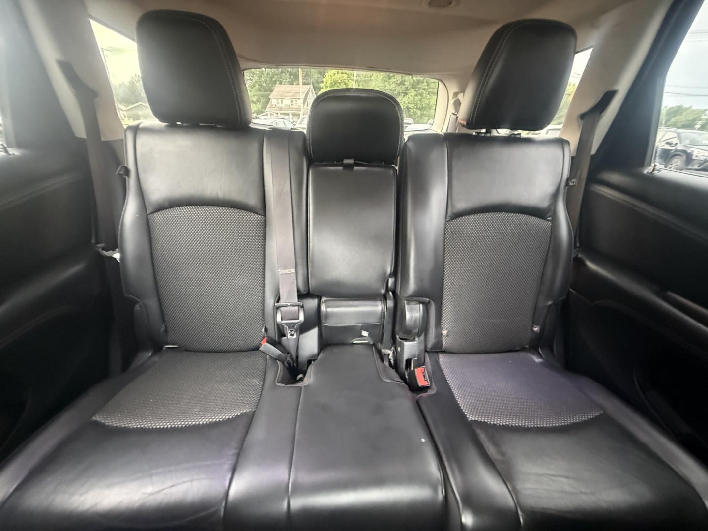2017 Black /Black Dodge Journey Crossroad AWD (3C4PDDGG1HT) with an 3.6L V6 DOHC 24V engine, Automatic transmission, located at 547 E. Main St., Orwell, OH, 44076, (440) 437-5893, 41.535435, -80.847855 - 2017 Dodge Journey Crossroad Plus AWD – Family Space with V6 Power and Everyday Comfort If you need a midsize SUV with room for the family and enough equipment to make daily driving easier, this 2017 Dodge Journey Crossroad Plus AWD is worth a look. The 3.6L Pentastar V6 and 6-speed automatic del- Photo#24
