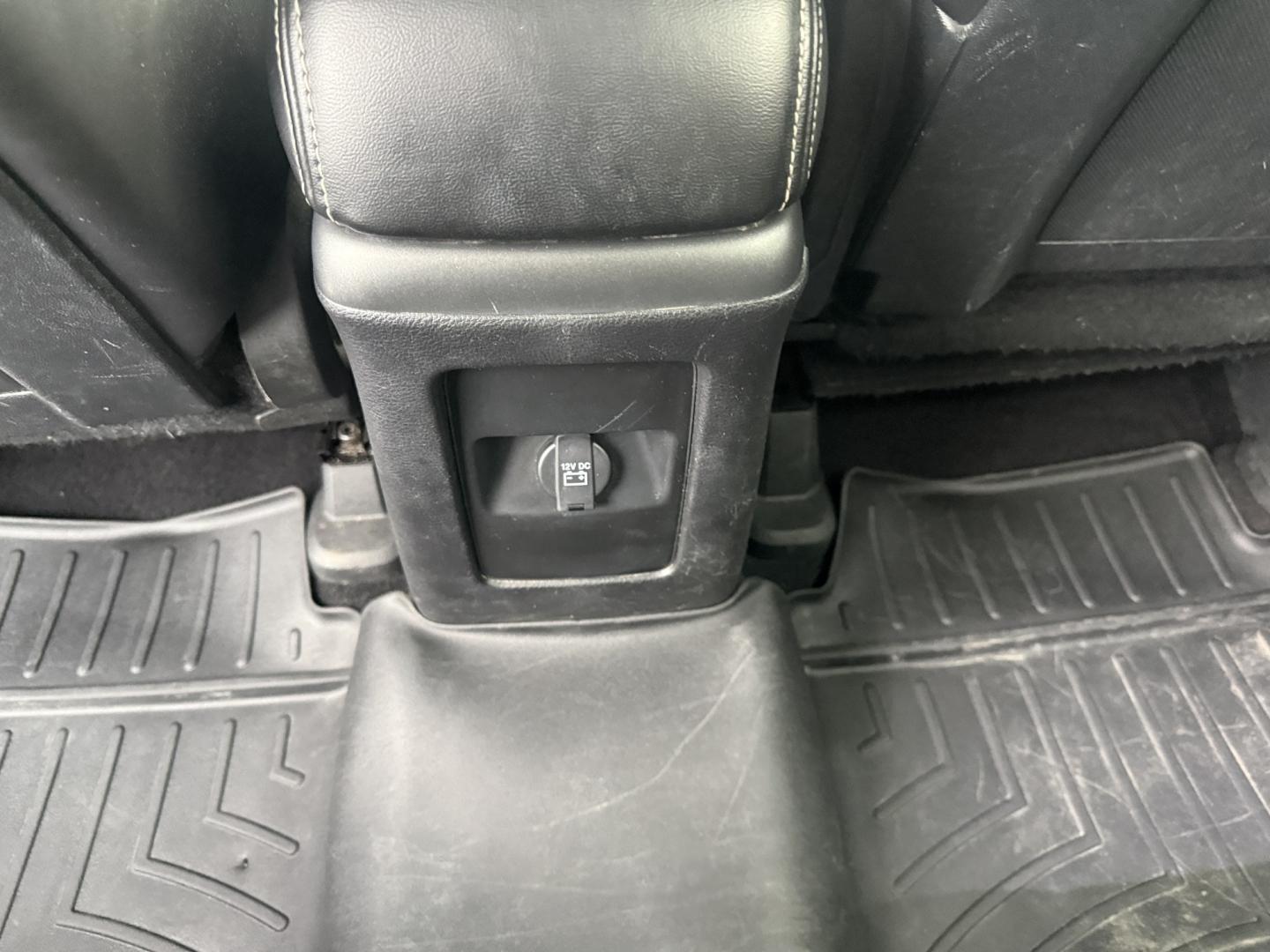 2017 Black /Black Dodge Journey Crossroad AWD (3C4PDDGG1HT) with an 3.6L V6 DOHC 24V engine, Automatic transmission, located at 547 E. Main St., Orwell, OH, 44076, (440) 437-5893, 41.535435, -80.847855 - 2017 Dodge Journey Crossroad Plus AWD – Family Space with V6 Power and Everyday Comfort If you need a midsize SUV with room for the family and enough equipment to make daily driving easier, this 2017 Dodge Journey Crossroad Plus AWD is worth a look. The 3.6L Pentastar V6 and 6-speed automatic del- Photo#26