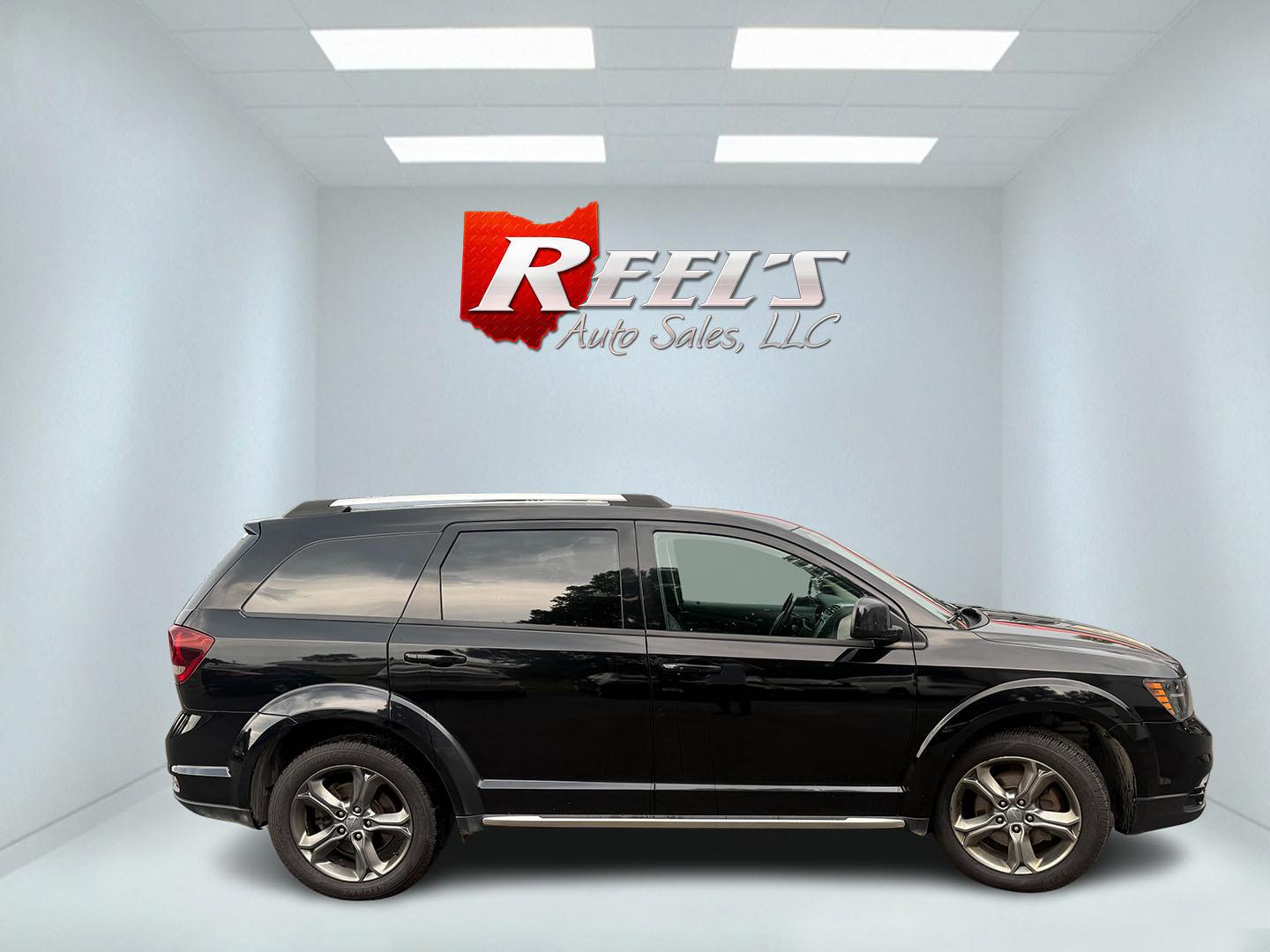 2017 Black /Black Dodge Journey Crossroad AWD (3C4PDDGG1HT) with an 3.6L V6 DOHC 24V engine, Automatic transmission, located at 547 E. Main St., Orwell, OH, 44076, (440) 437-5893, 41.535435, -80.847855 - 2017 Dodge Journey Crossroad Plus AWD – Family Space with V6 Power and Everyday Comfort If you need a midsize SUV with room for the family and enough equipment to make daily driving easier, this 2017 Dodge Journey Crossroad Plus AWD is worth a look. The 3.6L Pentastar V6 and 6-speed automatic del- Photo#31