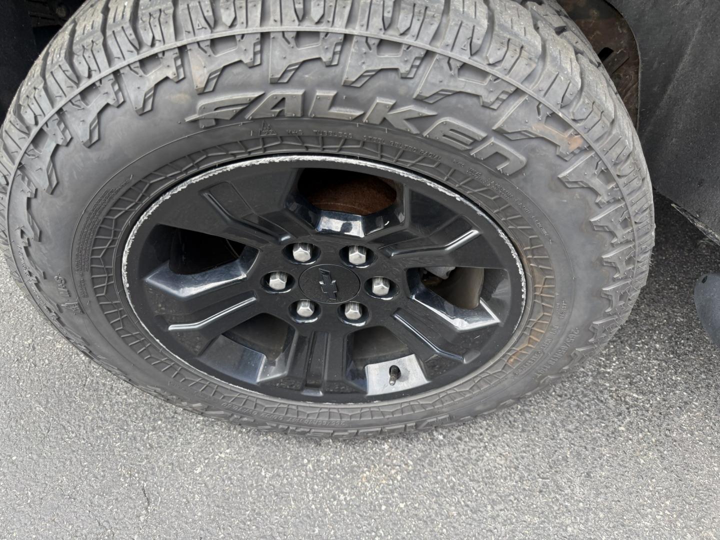 2019 Black /Black Chevrolet Tahoe LS 4WD (1GNSKAKC6KR) with an 5.3L V8 OHV 16V engine, Automatic transmission, located at 547 E. Main St., Orwell, OH, 44076, (440) 437-5893, 41.535435, -80.847855 - 2019 Chevrolet Tahoe LS 4WD – Full-Size Space with Strong V8 Capability If you need a full-size SUV that can haul people, gear, and still tow with confidence, this 2019 Chevrolet Tahoe LS 4WD is a practical choice. The 5.3L EcoTec3 V8 and 6-speed automatic deliver dependable power, while on-deman- Photo#24