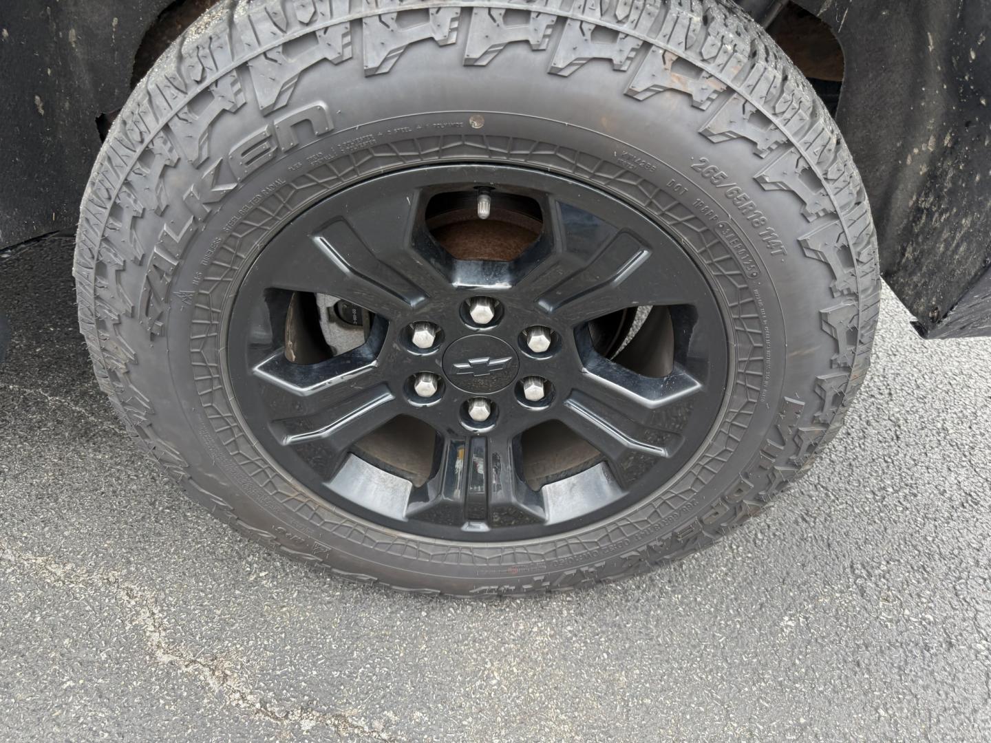 2019 Black /Black Chevrolet Tahoe LS 4WD (1GNSKAKC6KR) with an 5.3L V8 OHV 16V engine, Automatic transmission, located at 547 E. Main St., Orwell, OH, 44076, (440) 437-5893, 41.535435, -80.847855 - 2019 Chevrolet Tahoe LS 4WD – Full-Size Space with Strong V8 Capability If you need a full-size SUV that can haul people, gear, and still tow with confidence, this 2019 Chevrolet Tahoe LS 4WD is a practical choice. The 5.3L EcoTec3 V8 and 6-speed automatic deliver dependable power, while on-deman- Photo#29