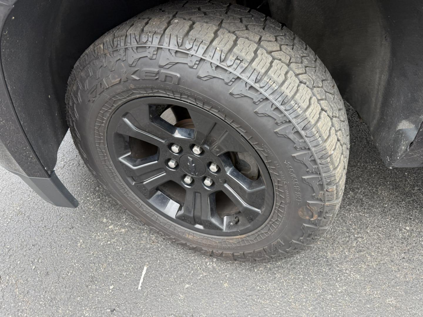2019 Black /Black Chevrolet Tahoe LS 4WD (1GNSKAKC6KR) with an 5.3L V8 OHV 16V engine, Automatic transmission, located at 547 E. Main St., Orwell, OH, 44076, (440) 437-5893, 41.535435, -80.847855 - 2019 Chevrolet Tahoe LS 4WD – Full-Size Space with Strong V8 Capability If you need a full-size SUV that can haul people, gear, and still tow with confidence, this 2019 Chevrolet Tahoe LS 4WD is a practical choice. The 5.3L EcoTec3 V8 and 6-speed automatic deliver dependable power, while on-deman- Photo#31