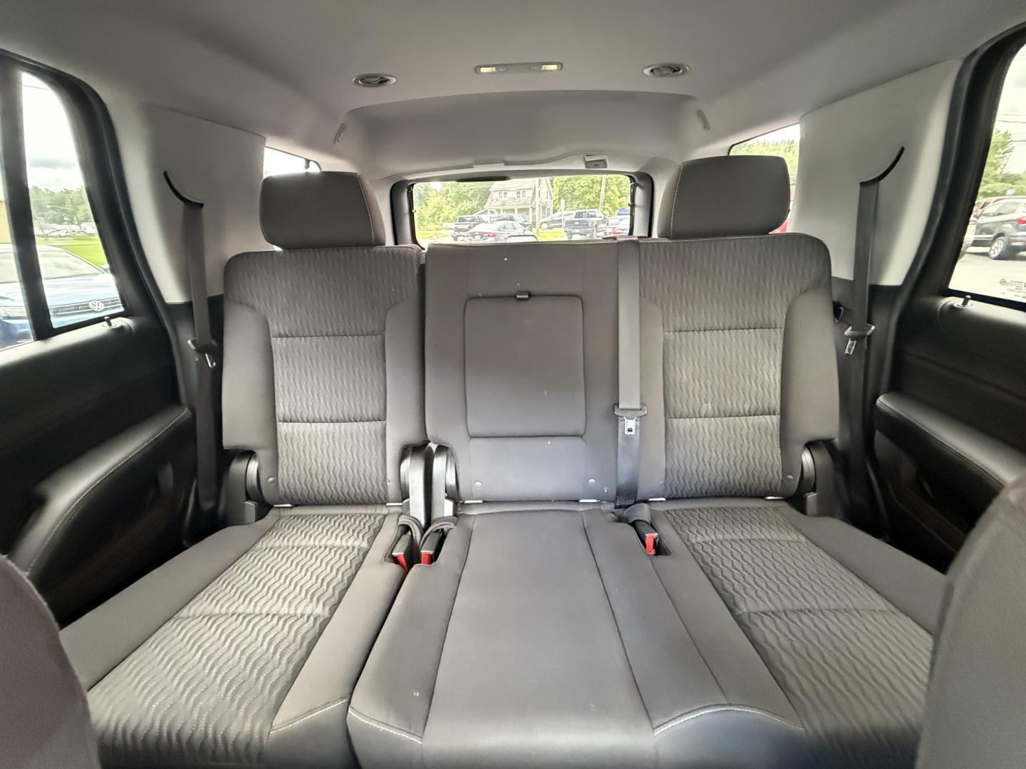 2019 Black /Black Chevrolet Tahoe LS 4WD (1GNSKAKC6KR) with an 5.3L V8 OHV 16V engine, Automatic transmission, located at 547 E. Main St., Orwell, OH, 44076, (440) 437-5893, 41.535435, -80.847855 - 2019 Chevrolet Tahoe LS 4WD – Full-Size Space with Strong V8 Capability If you need a full-size SUV that can haul people, gear, and still tow with confidence, this 2019 Chevrolet Tahoe LS 4WD is a practical choice. The 5.3L EcoTec3 V8 and 6-speed automatic deliver dependable power, while on-deman- Photo#18