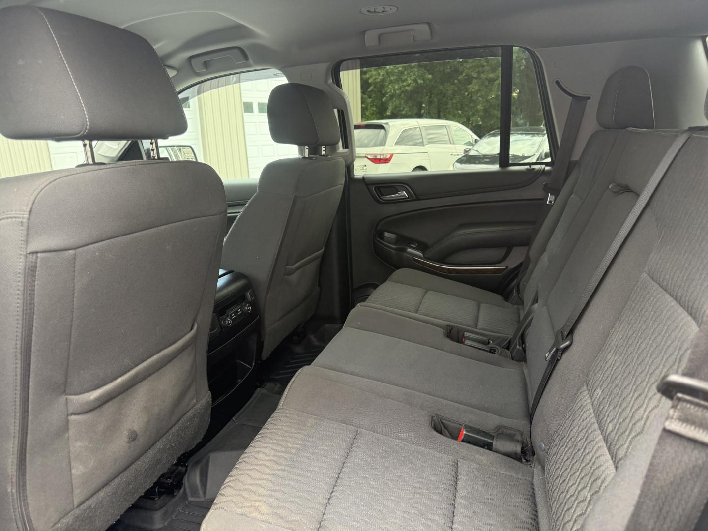 2019 Black /Black Chevrolet Tahoe LS 4WD (1GNSKAKC6KR) with an 5.3L V8 OHV 16V engine, Automatic transmission, located at 547 E. Main St., Orwell, OH, 44076, (440) 437-5893, 41.535435, -80.847855 - 2019 Chevrolet Tahoe LS 4WD – Full-Size Space with Strong V8 Capability If you need a full-size SUV that can haul people, gear, and still tow with confidence, this 2019 Chevrolet Tahoe LS 4WD is a practical choice. The 5.3L EcoTec3 V8 and 6-speed automatic deliver dependable power, while on-deman- Photo#19