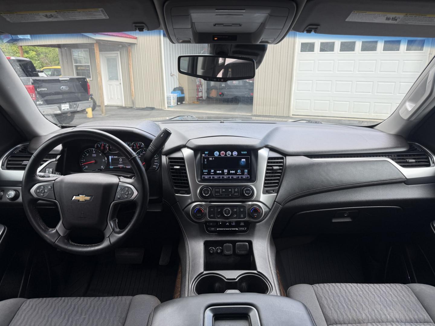 2019 Black /Black Chevrolet Tahoe LS 4WD (1GNSKAKC6KR) with an 5.3L V8 OHV 16V engine, Automatic transmission, located at 547 E. Main St., Orwell, OH, 44076, (440) 437-5893, 41.535435, -80.847855 - 2019 Chevrolet Tahoe LS 4WD – Full-Size Space with Strong V8 Capability If you need a full-size SUV that can haul people, gear, and still tow with confidence, this 2019 Chevrolet Tahoe LS 4WD is a practical choice. The 5.3L EcoTec3 V8 and 6-speed automatic deliver dependable power, while on-deman- Photo#21