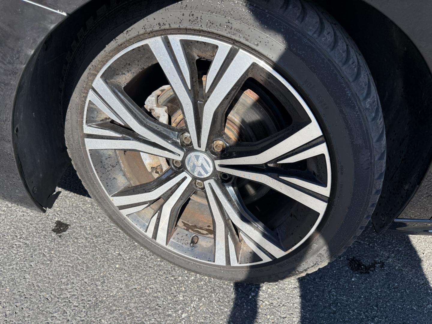 2022 Black /Black Volkswagen Passat SE (1VWSA7A36NC) with an 2.0L I4 DOHC 16V Turbo engine, Automatic transmission, located at 547 E. Main St., Orwell, OH, 44076, (440) 437-5893, 41.535435, -80.847855 - 2022 Volkswagen Passat SE – Efficient Midsize Comfort with Modern Driver Aids If you want a roomy sedan that prioritizes comfort, efficiency, and everyday convenience, this 2022 Volkswagen Passat SE is a strong choice. The 2.0L Turbocharged engine and 6-speed automatic deliver smooth power and an- Photo#37