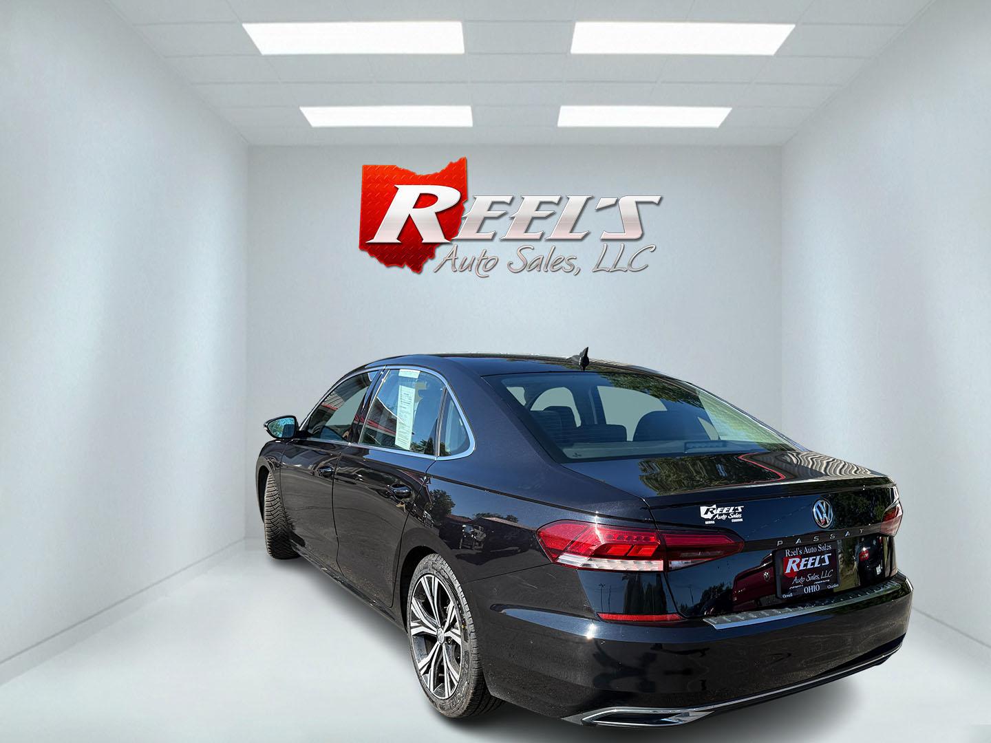 2022 Black /Black Volkswagen Passat SE (1VWSA7A36NC) with an 2.0L I4 DOHC 16V Turbo engine, Automatic transmission, located at 547 E. Main St., Orwell, OH, 44076, (440) 437-5893, 41.535435, -80.847855 - 2022 Volkswagen Passat SE – Efficient Midsize Comfort with Modern Driver Aids If you want a roomy sedan that prioritizes comfort, efficiency, and everyday convenience, this 2022 Volkswagen Passat SE is a strong choice. The 2.0L Turbocharged engine and 6-speed automatic deliver smooth power and an- Photo#33
