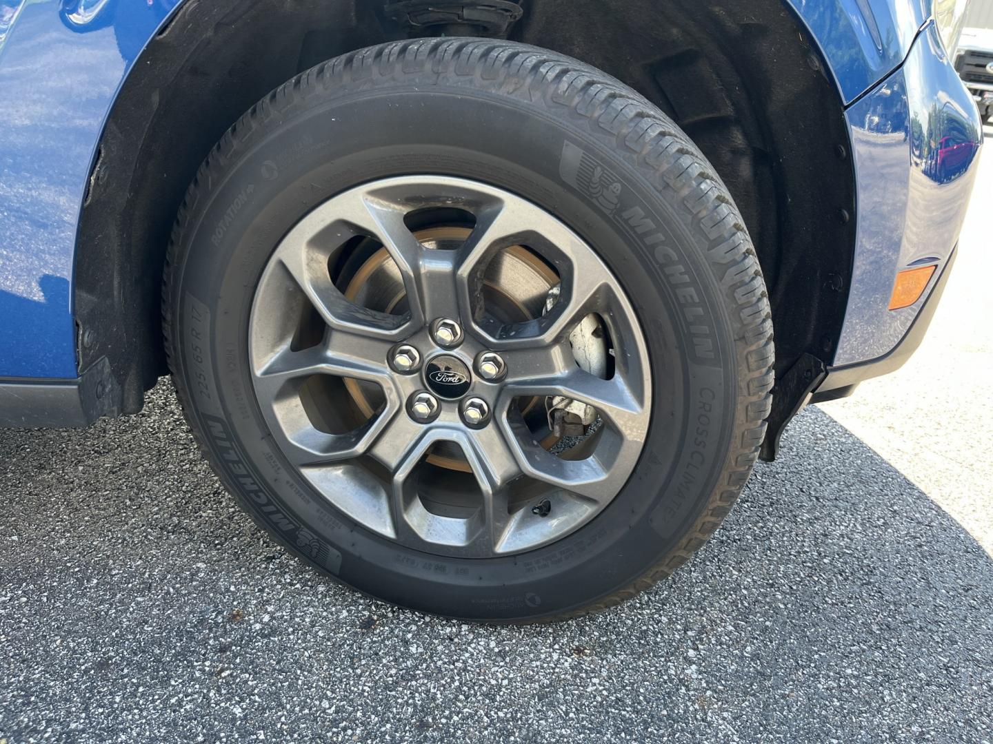 2024 Blue /Black Ford Maverick XLT (3FTTW8J98RR) with an 2.0L I4 DOHC 16V Turbo engine, Automatic transmission, located at 11115 Chardon Rd. , Chardon, OH, 44024, (440) 214-9705, 41.580246, -81.241943 - 2024 Ford Maverick XLT AWD – Compact Truck Convenience with Modern Features If you want a smaller truck that is easy to live with and still useful, this 2024 Ford Maverick XLT AWD is a strong match. The 2.0L EcoBoost engine and 8-speed automatic deliver responsive power and a solid 29 MPG highway- Photo#4