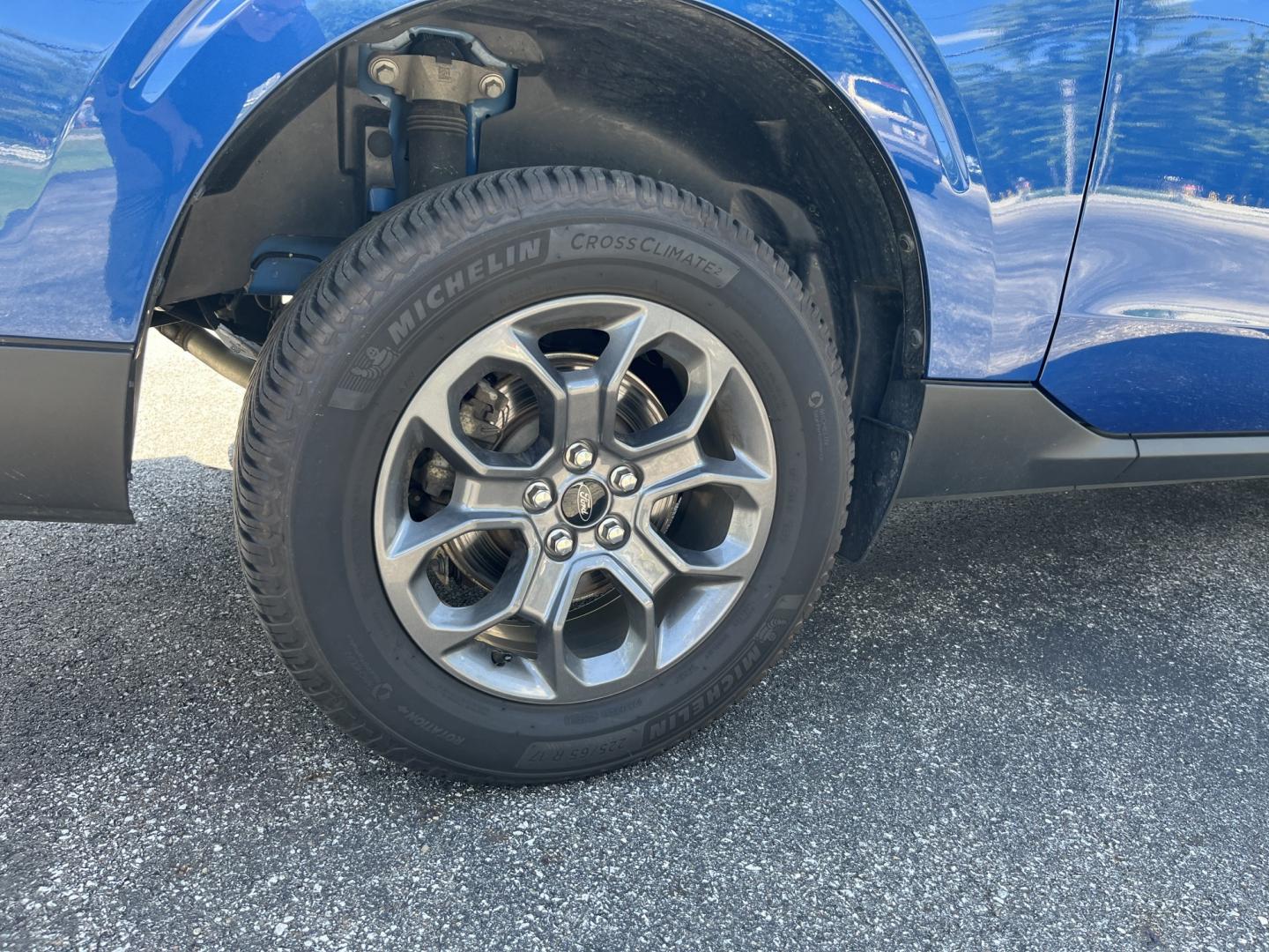 2024 Blue /Black Ford Maverick XLT (3FTTW8J98RR) with an 2.0L I4 DOHC 16V Turbo engine, Automatic transmission, located at 11115 Chardon Rd. , Chardon, OH, 44024, (440) 214-9705, 41.580246, -81.241943 - 2024 Ford Maverick XLT AWD – Compact Truck Convenience with Modern Features If you want a smaller truck that is easy to live with and still useful, this 2024 Ford Maverick XLT AWD is a strong match. The 2.0L EcoBoost engine and 8-speed automatic deliver responsive power and a solid 29 MPG highway- Photo#7
