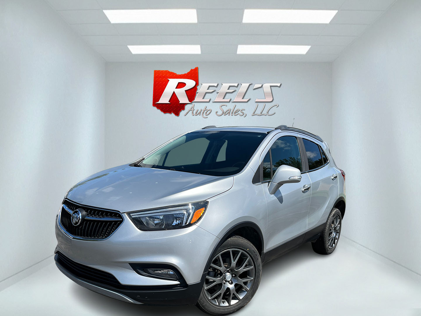 photo of 2018 Buick Encore Sport Touring AWD