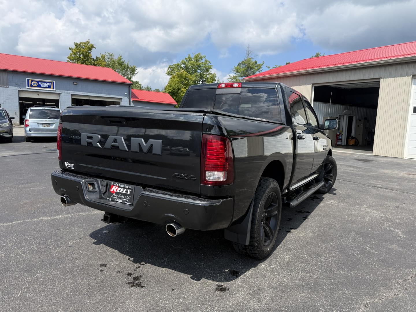 2017 Black /Black RAM 1500 Sport Crew Cab SWB 4WD (1C6RR7MT9HS) with an 5.7L V8 OHV 16V engine, Automatic transmission, located at 547 E. Main St., Orwell, OH, 44076, (440) 437-5893, 41.535435, -80.847855 - Towing Capability If you want a full-size truck that looks sharp and is ready to work, this 2017 Ram 1500 Sport Crew Cab 4WD is a strong option. The 5.7L HEMI V8 and 8-speed automatic deliver dependable power, while 3.92 gearing and on-demand 4WD support a capable 10,140 lb towing capacity. It also- Photo#29