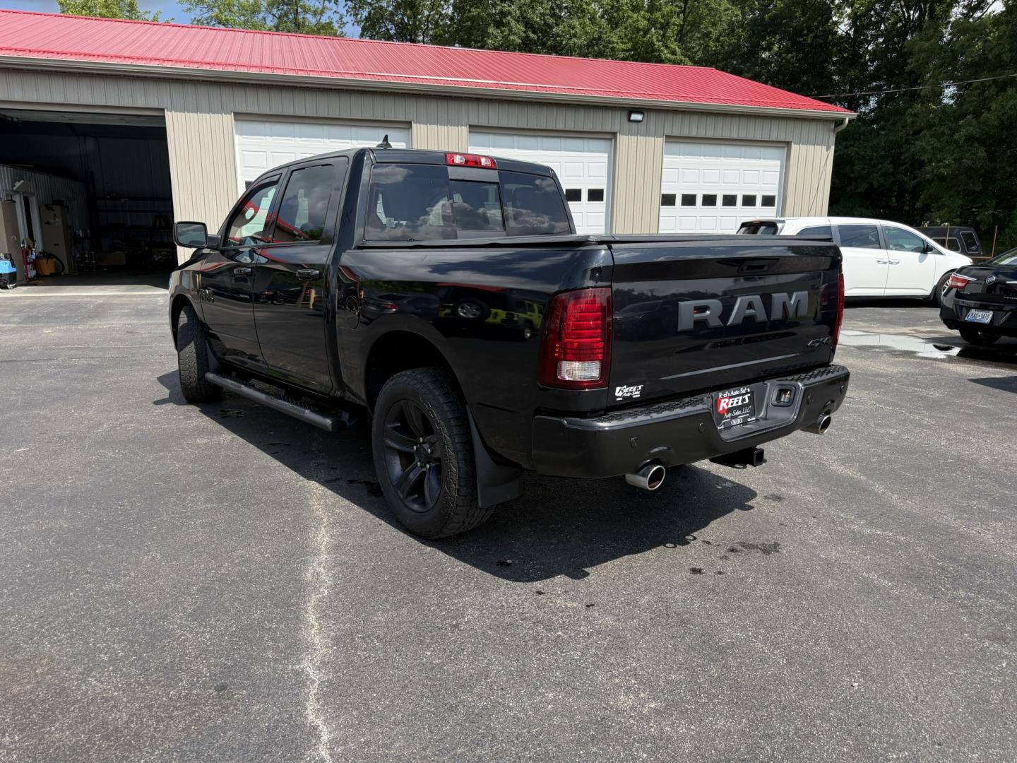 2017 Black /Black RAM 1500 Sport Crew Cab SWB 4WD (1C6RR7MT9HS) with an 5.7L V8 OHV 16V engine, Automatic transmission, located at 547 E. Main St., Orwell, OH, 44076, (440) 437-5893, 41.535435, -80.847855 - Towing Capability If you want a full-size truck that looks sharp and is ready to work, this 2017 Ram 1500 Sport Crew Cab 4WD is a strong option. The 5.7L HEMI V8 and 8-speed automatic deliver dependable power, while 3.92 gearing and on-demand 4WD support a capable 10,140 lb towing capacity. It also- Photo#31