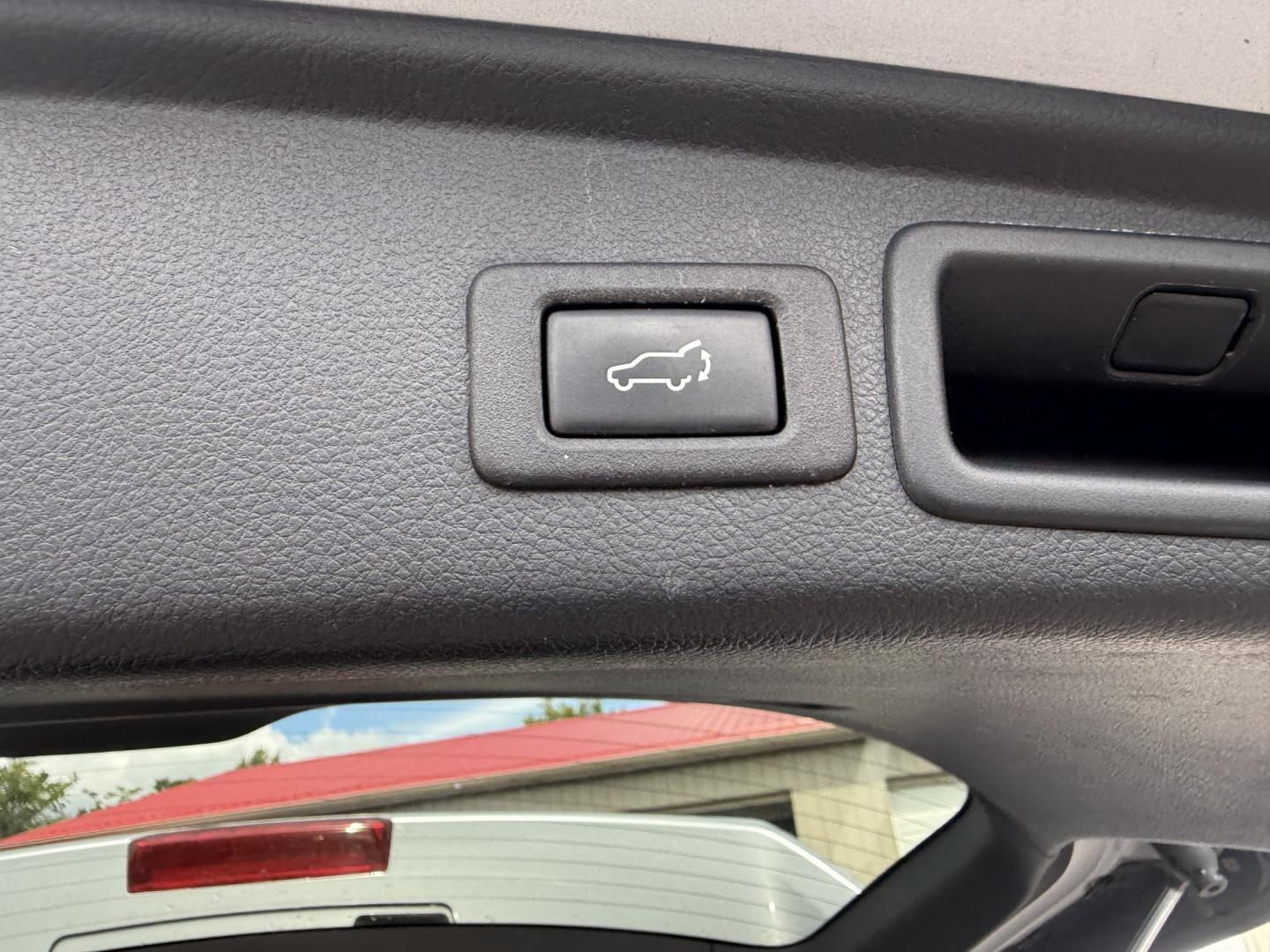 2017 Silver /Black Subaru Forester 2.0XT Touring (JF2SJGWC9HH) with an 2.0L H4 DOHC 16V Turbo engine, Automatic transmission, located at 547 E. Main St., Orwell, OH, 44076, (440) 437-5893, 41.535435, -80.847855 - 2017 Subaru Forester XT Touring – Turbo Power with Premium Comfort and All-Weather Confidence If you want a compact SUV that feels quicker than the typical Forester and still ready for changing conditions, this 2017 Subaru Forester XT Touring is a strong choice. The 2.0L turbocharged engine deliv- Photo#27