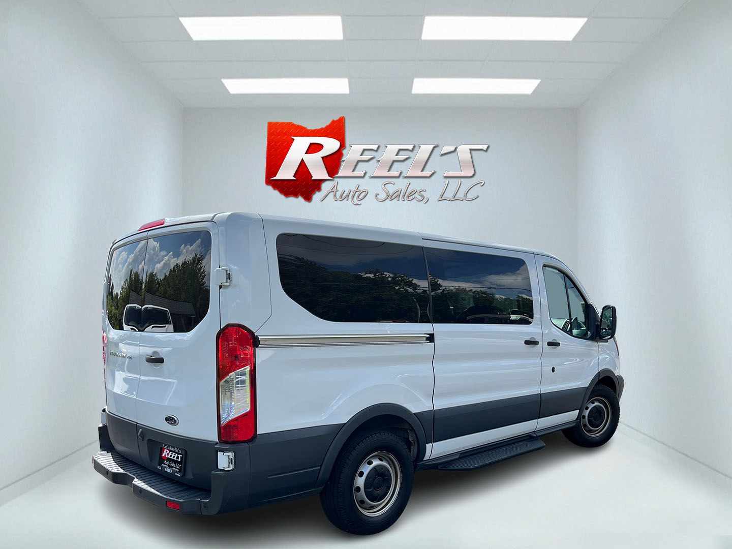 2018 White /Black Ford Transit 150 Wagon Low Roof XL w/Sliding Pass. 130-in. WB (1FMZK1YM4JK) with an 3.7L V6 DOHC 24V engine, Automatic transmission, located at 11115 Chardon Rd. , Chardon, OH, 44024, (440) 214-9705, 41.580246, -81.241943 - 2018 Ford Transit T-150 Passenger Van – Practical 8-Passenger Capability with Everyday Utility If you need a van that can move people and still handle light work, this 2018 Ford Transit T-150 Passenger Van is a straightforward choice. The 3.7L V6 and 6-speed automatic deliver dependable power wit- Photo#6