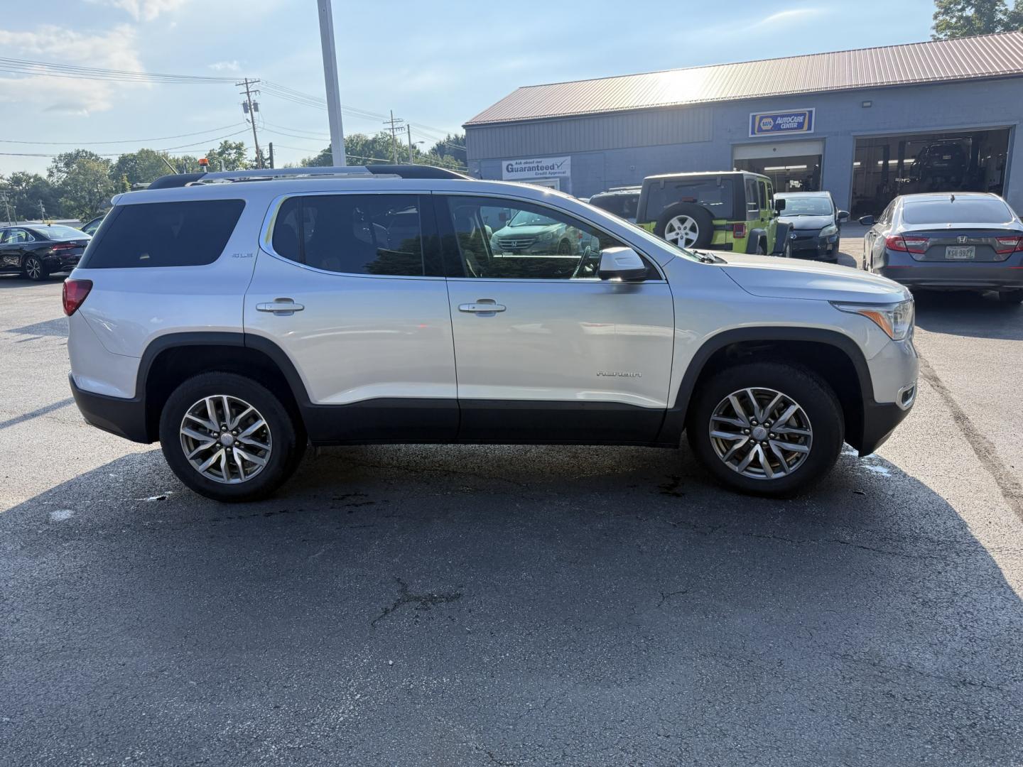 2019 Silver /Black GMC Acadia SLE-2 AWD (1GKKNSLS5KZ) with an 3.6L V6 DOHC 24V engine, Automatic transmission, located at 547 E. Main St., Orwell, OH, 44076, (440) 437-5893, 41.535435, -80.847855 - 2019 GMC Acadia SLE-2 AWD – Family-Ready Midsize SUV with V6 Power and One-Owner History If you need a midsize SUV with room, comfort, and all-weather capability, this 2019 GMC Acadia SLE-2 AWD is a strong option. The 3.6L V6 and 6-speed automatic deliver dependable power, while selectable AWD se- Photo#28