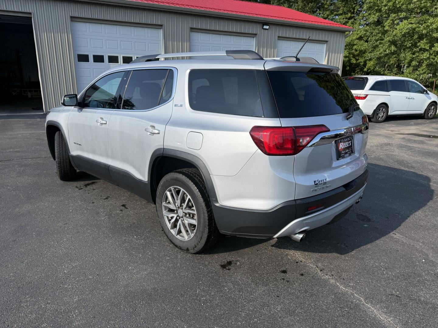 2019 Silver /Black GMC Acadia SLE-2 AWD (1GKKNSLS5KZ) with an 3.6L V6 DOHC 24V engine, Automatic transmission, located at 547 E. Main St., Orwell, OH, 44076, (440) 437-5893, 41.535435, -80.847855 - 2019 GMC Acadia SLE-2 AWD – Family-Ready Midsize SUV with V6 Power and One-Owner History If you need a midsize SUV with room, comfort, and all-weather capability, this 2019 GMC Acadia SLE-2 AWD is a strong option. The 3.6L V6 and 6-speed automatic deliver dependable power, while selectable AWD se- Photo#33