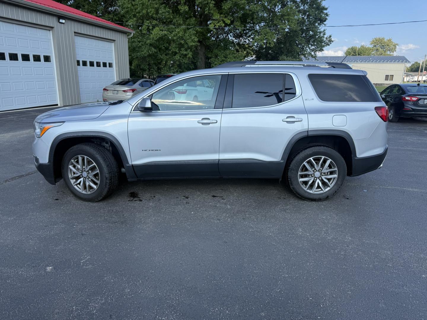 2019 Silver /Black GMC Acadia SLE-2 AWD (1GKKNSLS5KZ) with an 3.6L V6 DOHC 24V engine, Automatic transmission, located at 547 E. Main St., Orwell, OH, 44076, (440) 437-5893, 41.535435, -80.847855 - 2019 GMC Acadia SLE-2 AWD – Family-Ready Midsize SUV with V6 Power and One-Owner History If you need a midsize SUV with room, comfort, and all-weather capability, this 2019 GMC Acadia SLE-2 AWD is a strong option. The 3.6L V6 and 6-speed automatic deliver dependable power, while selectable AWD se- Photo#36