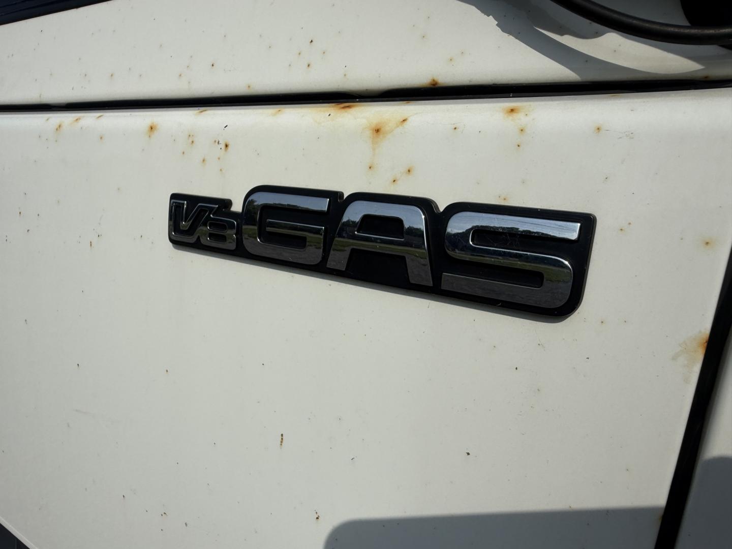 2019 White /Gray Isuzu NPR HD - (54DC4W1B4KS) with an 6.0L V8 OHV 16V engine, Automatic transmission, located at 547 E. Main St., Orwell, OH, 44076, (440) 437-5893, 41.535435, -80.847855 - 2019 Isuzu NPR HD Box Truck – Straightforward Work Truck with One-Owner History If you need a dependable box truck for deliveries or job-site use, this 2019 Isuzu NPR HD is a practical option. The 6.0L Vortec V8 and 6-speed automatic deliver the power and durability expected in a commercial truck- Photo#28