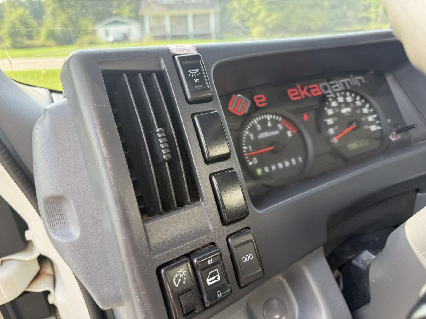 2019 White /Gray Isuzu NPR HD - (54DC4W1B4KS) with an 6.0L V8 OHV 16V engine, Automatic transmission, located at 547 E. Main St., Orwell, OH, 44076, (440) 437-5893, 41.535435, -80.847855 - 2019 Isuzu NPR HD Box Truck – Straightforward Work Truck with One-Owner History If you need a dependable box truck for deliveries or job-site use, this 2019 Isuzu NPR HD is a practical option. The 6.0L Vortec V8 and 6-speed automatic deliver the power and durability expected in a commercial truck- Photo#11