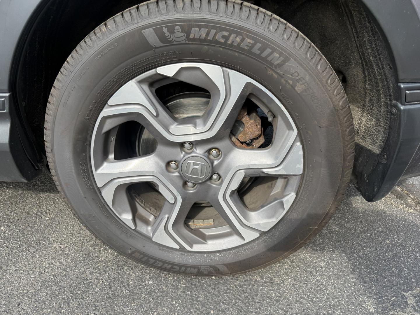 2018 Gray /Black Honda CR-V EX AWD (7FARW2H5XJE) with an 1.5L I4 16V DOHC TURBO engine, Automatic transmission, located at 547 E. Main St., Orwell, OH, 44076, (440) 437-5893, 41.535435, -80.847855 - 2018 Honda CR-V EX AWD – Efficient Compact SUV with One-Owner History and Everyday Comfort If you want a compact SUV that balances efficiency, comfort, and all-weather capability, this 2018 Honda CR-V EX AWD is a strong option. The 1.5L Turbocharged engine delivers responsive power and a solid 33- Photo#30