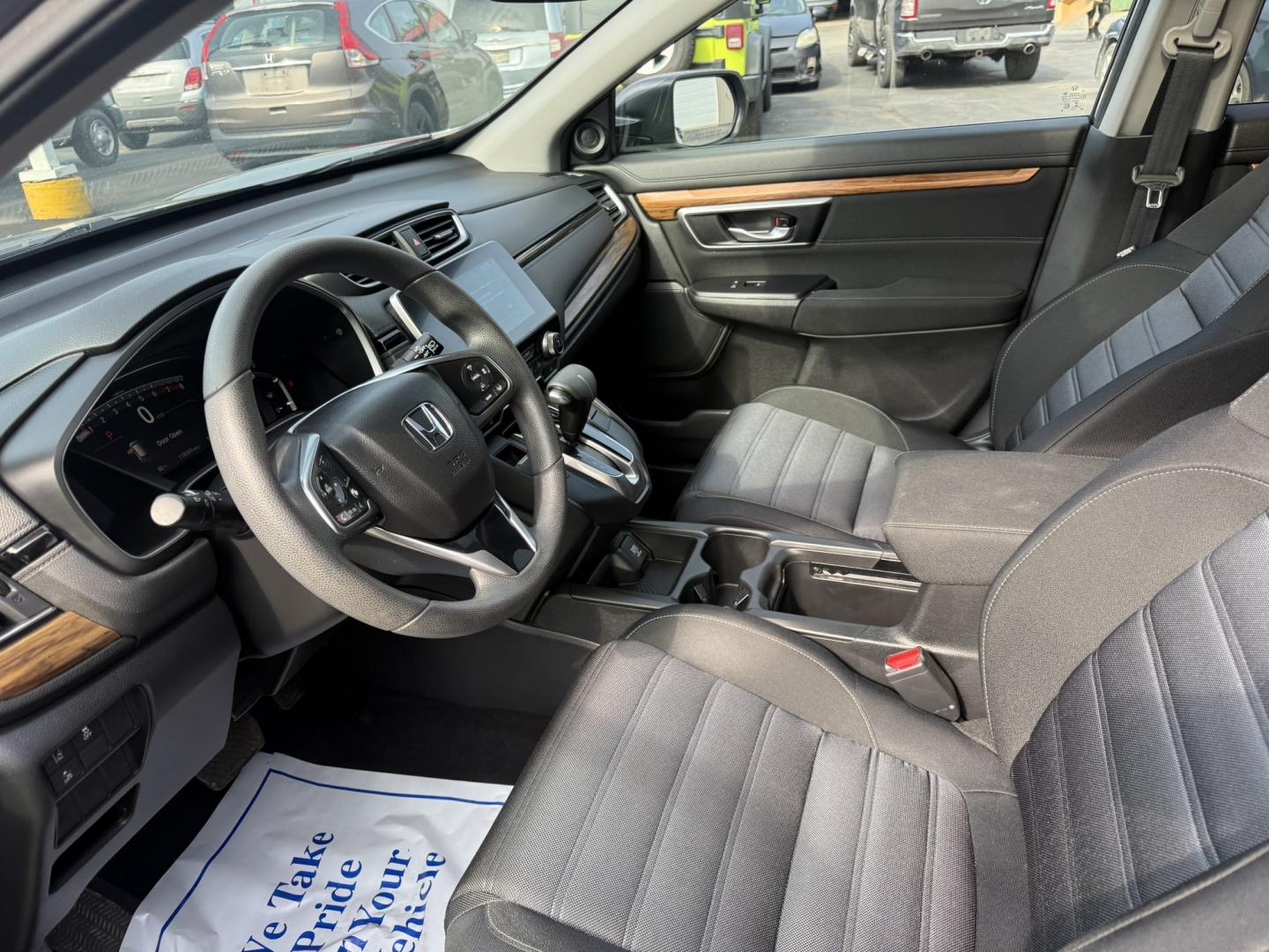 2018 Gray /Black Honda CR-V EX AWD (7FARW2H5XJE) with an 1.5L I4 16V DOHC TURBO engine, Automatic transmission, located at 547 E. Main St., Orwell, OH, 44076, (440) 437-5893, 41.535435, -80.847855 - 2018 Honda CR-V EX AWD – Efficient Compact SUV with One-Owner History and Everyday Comfort If you want a compact SUV that balances efficiency, comfort, and all-weather capability, this 2018 Honda CR-V EX AWD is a strong option. The 1.5L Turbocharged engine delivers responsive power and a solid 33- Photo#7