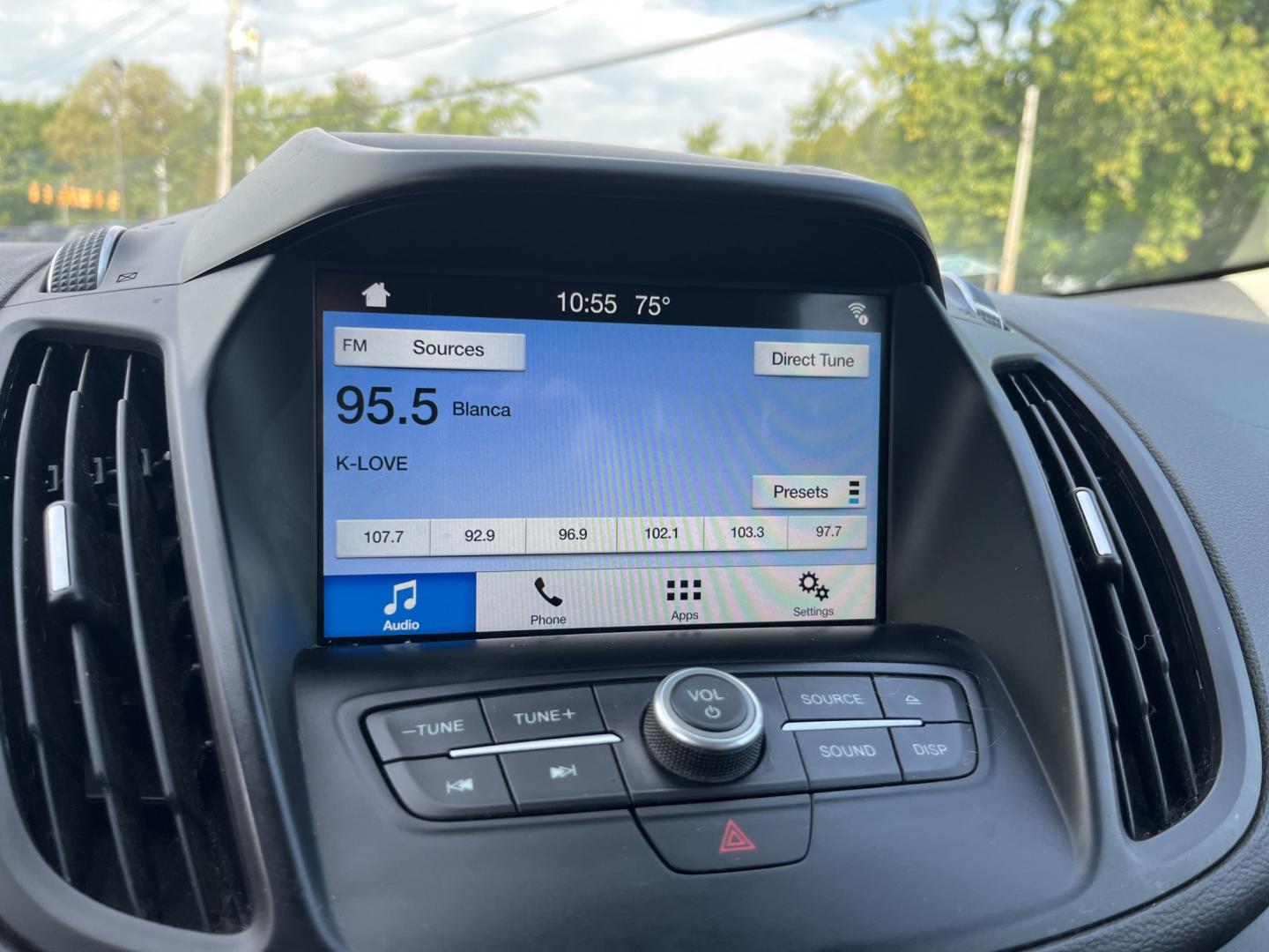 2018 Blue /Black Ford Escape SE 4WD (1FMCU9GD0JU) with an 1.5L I4 DOHC 16V Turbo engine, Automatic transmission, located at 547 E. Main St., Orwell, OH, 44076, (440) 437-5893, 41.535435, -80.847855 - 2018 Ford Escape SE 4WD – Efficient Compact SUV with Everyday Comfort and One-Owner History If you want a compact SUV that is easy to live with and ready for changing weather, this 2018 Ford Escape SE 4WD is a practical choice. The 1.5L Turbocharged EcoBoost engine and 6-speed automatic deliver r- Photo#25