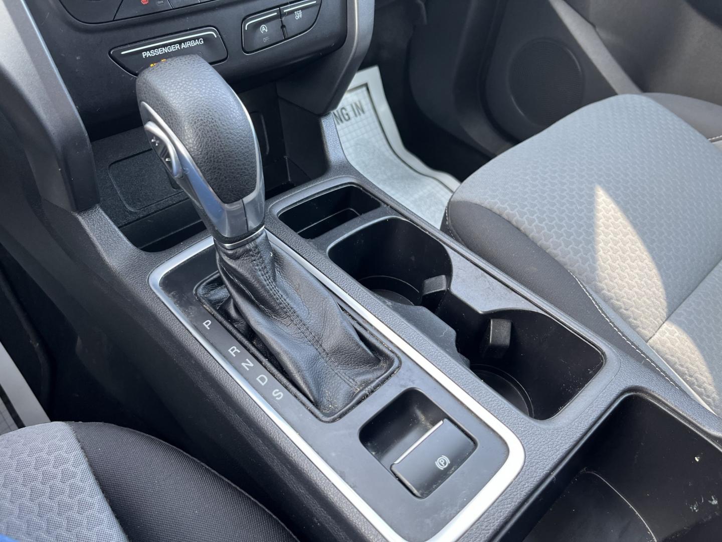 2018 Blue /Black Ford Escape SE 4WD (1FMCU9GD0JU) with an 1.5L I4 DOHC 16V Turbo engine, Automatic transmission, located at 547 E. Main St., Orwell, OH, 44076, (440) 437-5893, 41.535435, -80.847855 - 2018 Ford Escape SE 4WD – Efficient Compact SUV with Everyday Comfort and One-Owner History If you want a compact SUV that is easy to live with and ready for changing weather, this 2018 Ford Escape SE 4WD is a practical choice. The 1.5L Turbocharged EcoBoost engine and 6-speed automatic deliver r- Photo#28