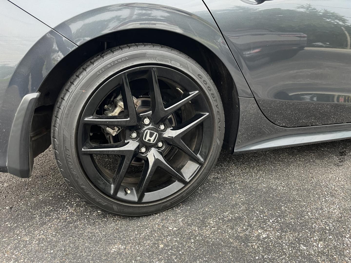 2024 Gray /Black Honda Civic Sport (2HGFE2F51RH) with an 2.0L I4 DOHC 16V engine, Automatc transmission, located at 11115 Chardon Rd. , Chardon, OH, 44024, (440) 214-9705, 41.580246, -81.241943 - 2024 Honda Civic Sport Sedan – Efficient, Current, and Easy to Live With If you want a compact sedan that feels new, efficient, and well equipped, this 2024 Honda Civic Sport is a strong option. The 2.0L engine delivers smooth everyday power and an impressive 40 MPG highway rating, while Sport an- Photo#8