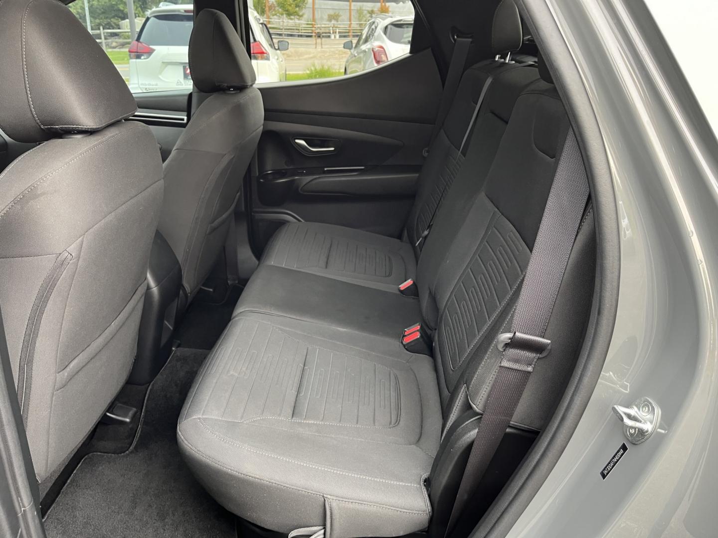 2022 Gray /Black Hyundai Santa Cruz SEL Premium AWD (5NTJDDAF7NH) with an 2.5L I4 DOHC 16V Turbo engine, Automatc transmission, located at 11115 Chardon Rd. , Chardon, OH, 44024, (440) 214-9705, 41.580246, -81.241943 - 2022 Hyundai Santa Cruz SEL Premium AWD – Compact Truck Convenience with Modern Features If you want the usefulness of a truck bed without the size of a full-size pickup, this 2022 Hyundai Santa Cruz SEL Premium AWD is a practical choice. The 2.5L Turbocharged engine and 8-speed automatic deliver- Photo#28
