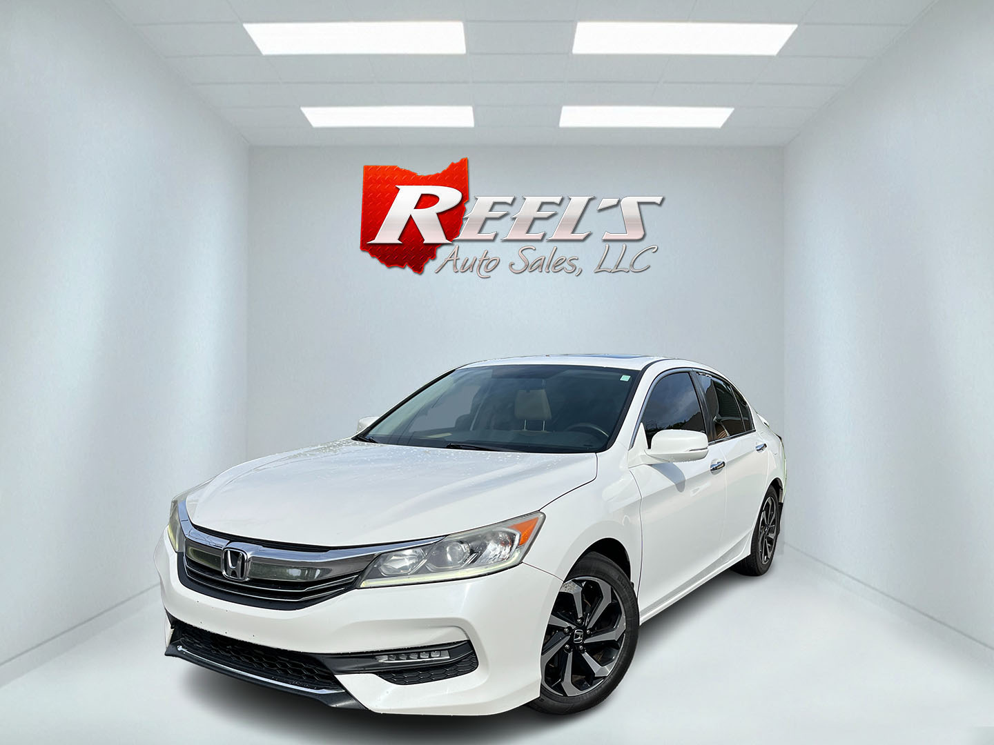 photo of 2017 Honda Accord EX Sedan CVT