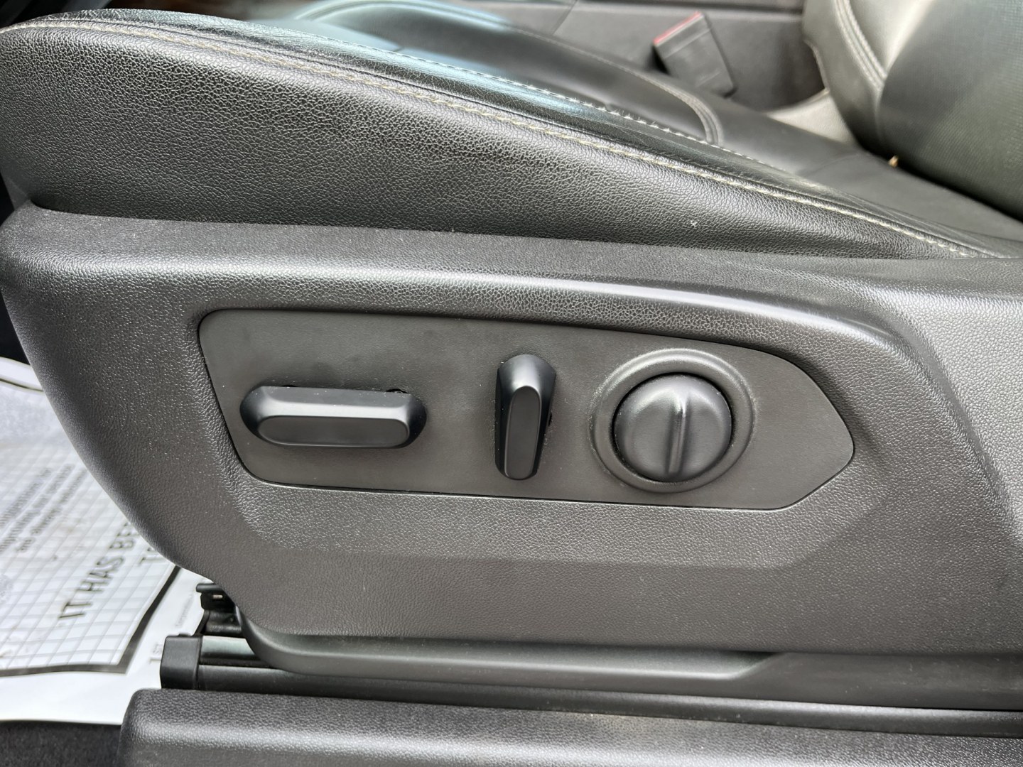 2019 Blue /Black GMC Sierra 1500 SLT Crew Cab 4WD (1GTU9DED4KZ) with an 5.3L V8 OHV 16V engine, Automatic transmission, located at 11115 Chardon Rd. , Chardon, OH, 44024, (440) 214-9705, 41.580246, -81.241943 - 2019 GMC Sierra 1500 SLT Crew Cab 4WD – Strong V8 Capability with Premium Comfort and One-Owner History If you want a full-size truck that can work hard and still feel well equipped, this 2019 GMC Sierra 1500 SLT Crew Cab 4WD is a strong option. The 5.3L EcoTec3 V8 and 8-speed automatic deliver d- Photo#21