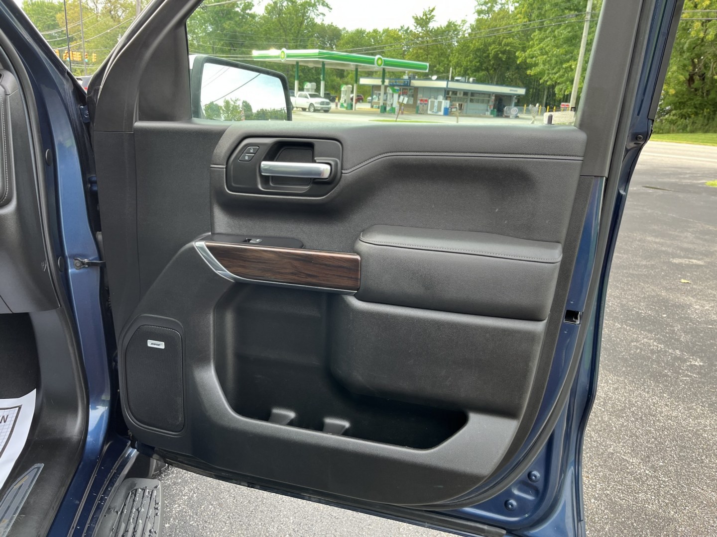 2019 Blue /Black GMC Sierra 1500 SLT Crew Cab 4WD (1GTU9DED4KZ) with an 5.3L V8 OHV 16V engine, Automatic transmission, located at 11115 Chardon Rd. , Chardon, OH, 44024, (440) 214-9705, 41.580246, -81.241943 - 2019 GMC Sierra 1500 SLT Crew Cab 4WD – Strong V8 Capability with Premium Comfort and One-Owner History If you want a full-size truck that can work hard and still feel well equipped, this 2019 GMC Sierra 1500 SLT Crew Cab 4WD is a strong option. The 5.3L EcoTec3 V8 and 8-speed automatic deliver d- Photo#35