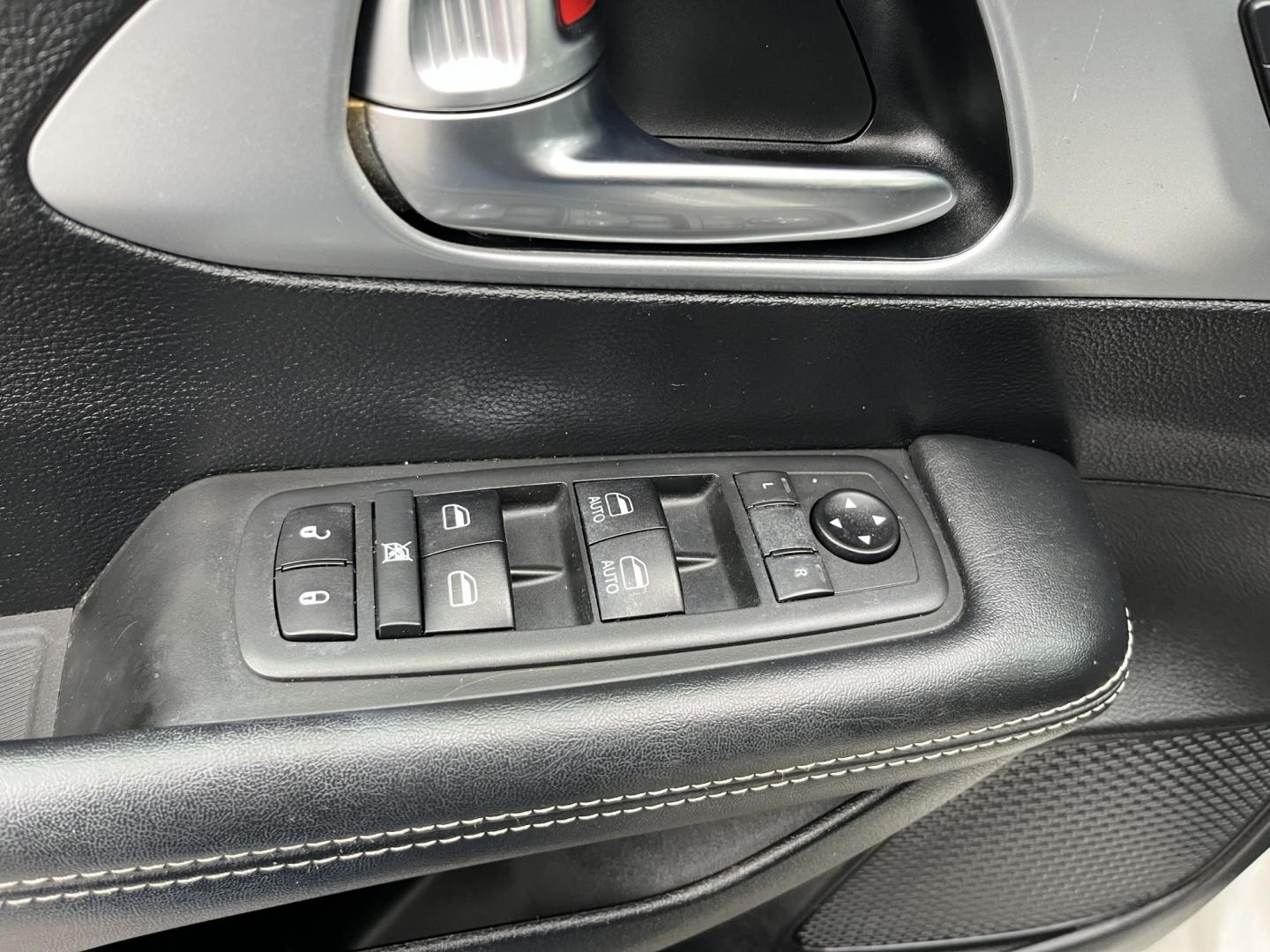 2020 White /Black Chrysler Pacifica Touring-L (2C4RC1BG0LR) with an 3.6L V6 DOHC 24V engine, Automatc transmission, located at 11115 Chardon Rd. , Chardon, OH, 44024, (440) 214-9705, 41.580246, -81.241943 - 2020 Chrysler Pacifica Touring L – Family-Ready Minivan with Fresh Tires and Strong Convenience Features If you want a minivan that makes daily routines and longer trips easier, this 2020 Chrysler Pacifica Touring L is a strong option. The 3.6L Pentastar V6 and 9-speed automatic deliver smooth po- Photo#18