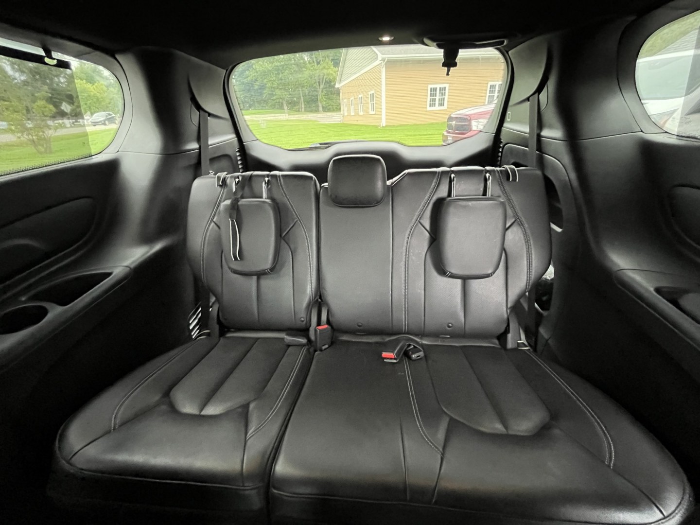 2020 White /Black Chrysler Pacifica Touring-L (2C4RC1BG0LR) with an 3.6L V6 DOHC 24V engine, Automatc transmission, located at 11115 Chardon Rd. , Chardon, OH, 44024, (440) 214-9705, 41.580246, -81.241943 - 2020 Chrysler Pacifica Touring L – Family-Ready Minivan with Fresh Tires and Strong Convenience Features If you want a minivan that makes daily routines and longer trips easier, this 2020 Chrysler Pacifica Touring L is a strong option. The 3.6L Pentastar V6 and 9-speed automatic deliver smooth po- Photo#34