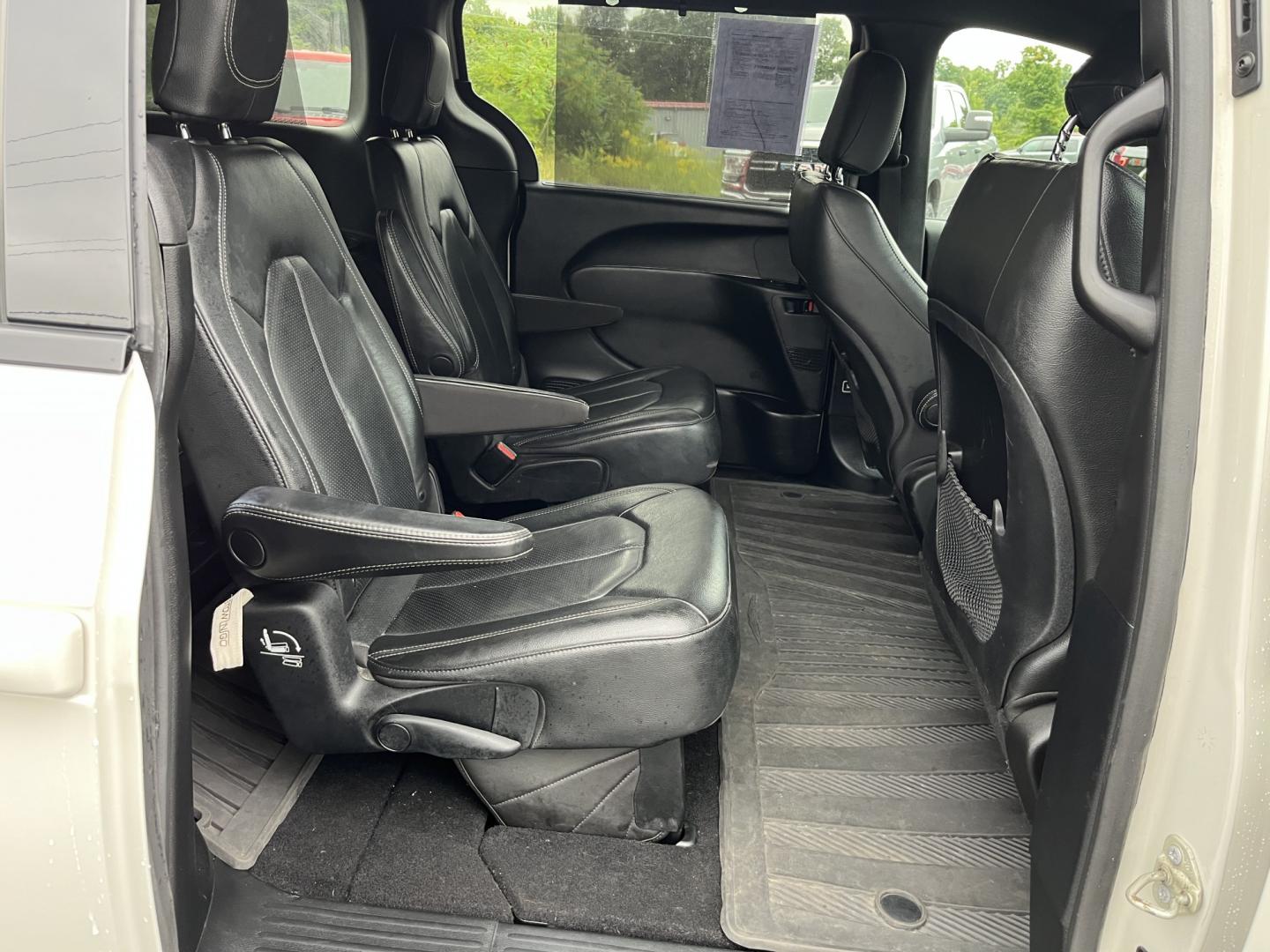 2020 White /Black Chrysler Pacifica Touring-L (2C4RC1BG0LR) with an 3.6L V6 DOHC 24V engine, Automatc transmission, located at 11115 Chardon Rd. , Chardon, OH, 44024, (440) 214-9705, 41.580246, -81.241943 - 2020 Chrysler Pacifica Touring L – Family-Ready Minivan with Fresh Tires and Strong Convenience Features If you want a minivan that makes daily routines and longer trips easier, this 2020 Chrysler Pacifica Touring L is a strong option. The 3.6L Pentastar V6 and 9-speed automatic deliver smooth po- Photo#35