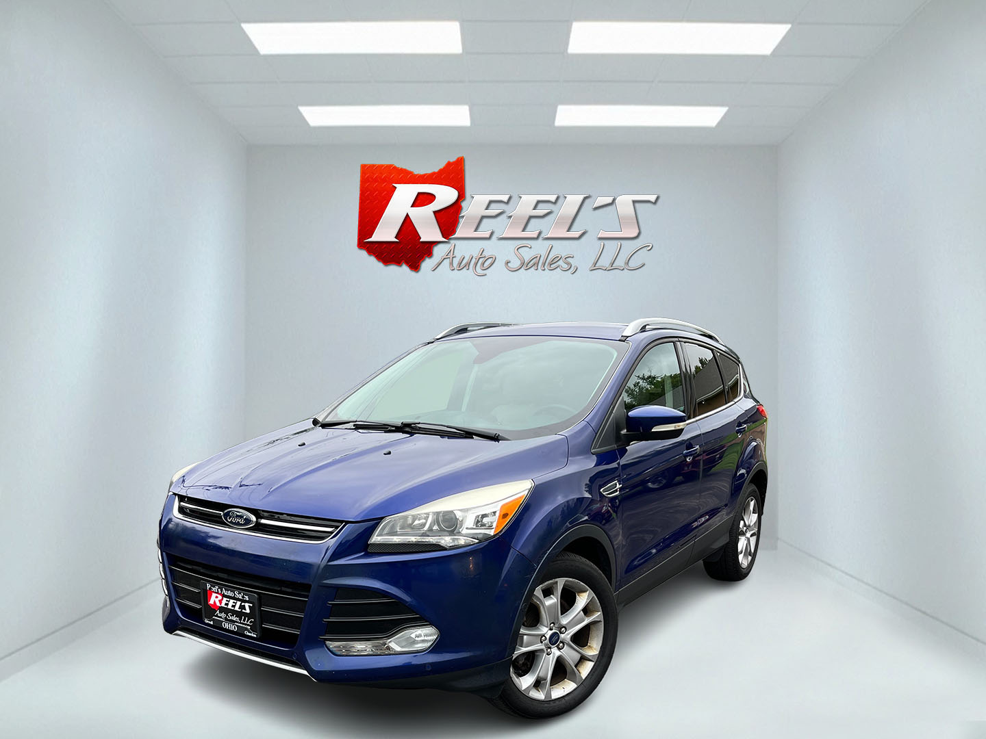 photo of 2016 Ford Escape Titanium 4WD