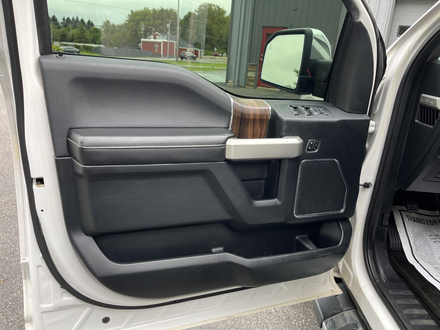 2015 White /Black Ford F-150 Lariat SuperCrew 5.5-ft. Bed 4WD (1FTEW1EG5FK) with an 3.5L V6 Twin Turbo engine, Automatc transmission, located at 11115 Chardon Rd. , Chardon, OH, 44024, (440) 214-9705, 41.580246, -81.241943 - 2015 Ford F-150 Lariat Crew Cab 4WD – Premium EcoBoost Power with Strong Towing Capability If you want an F-150 that feels well equipped and ready for real work, this 2015 Ford F-150 Lariat Crew Cab 4WD is a strong option. The 3.5L Twin-Turbo EcoBoost V6 and 6-speed automatic deliver dependable p- Photo#16