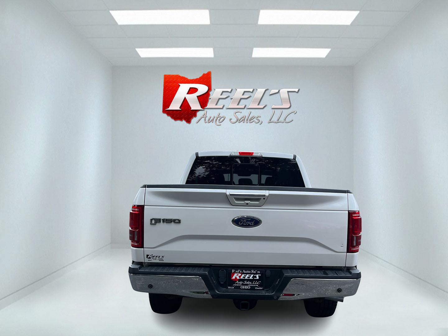 2015 White /Black Ford F-150 Lariat SuperCrew 5.5-ft. Bed 4WD (1FTEW1EG5FK) with an 3.5L V6 Twin Turbo engine, Automatc transmission, located at 11115 Chardon Rd. , Chardon, OH, 44024, (440) 214-9705, 41.580246, -81.241943 - 2015 Ford F-150 Lariat Crew Cab 4WD – Premium EcoBoost Power with Strong Towing Capability If you want an F-150 that feels well equipped and ready for real work, this 2015 Ford F-150 Lariat Crew Cab 4WD is a strong option. The 3.5L Twin-Turbo EcoBoost V6 and 6-speed automatic deliver dependable p- Photo#9