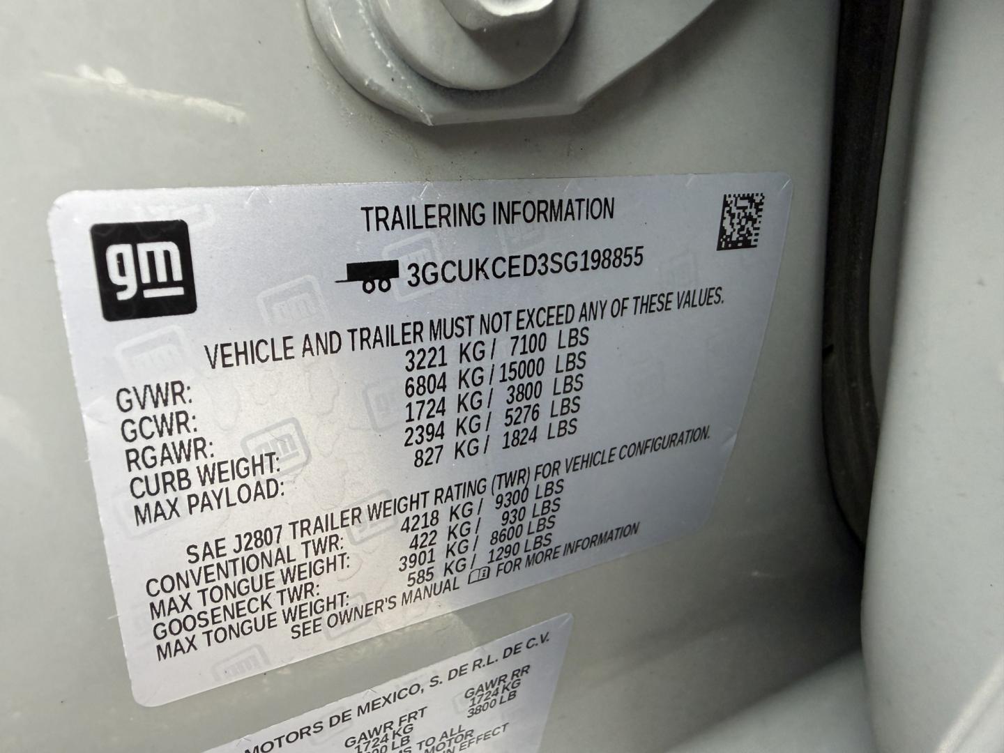 2025 Gray /Black Chevrolet Silverado 1500 Trail Boss Custom Crew Cab 4WD (3GCUKCED3SG) with an 5.3L V8 OHV 16V engine, Automatc transmission, located at 11115 Chardon Rd. , Chardon, OH, 44024, (440) 214-9705, 41.580246, -81.241943 - 2025 Chevrolet Silverado 1500 Custom Trail Boss Crew Cab 4WD – Lifted Stance, V8 Muscle, and Ready-for-Work Presence This is not a plain work truck. The 2025 Chevrolet Silverado 1500 Custom Trail Boss Crew Cab 4WD has the look and the hardware to stand out the moment it rolls in. Finished in Slat- Photo#35