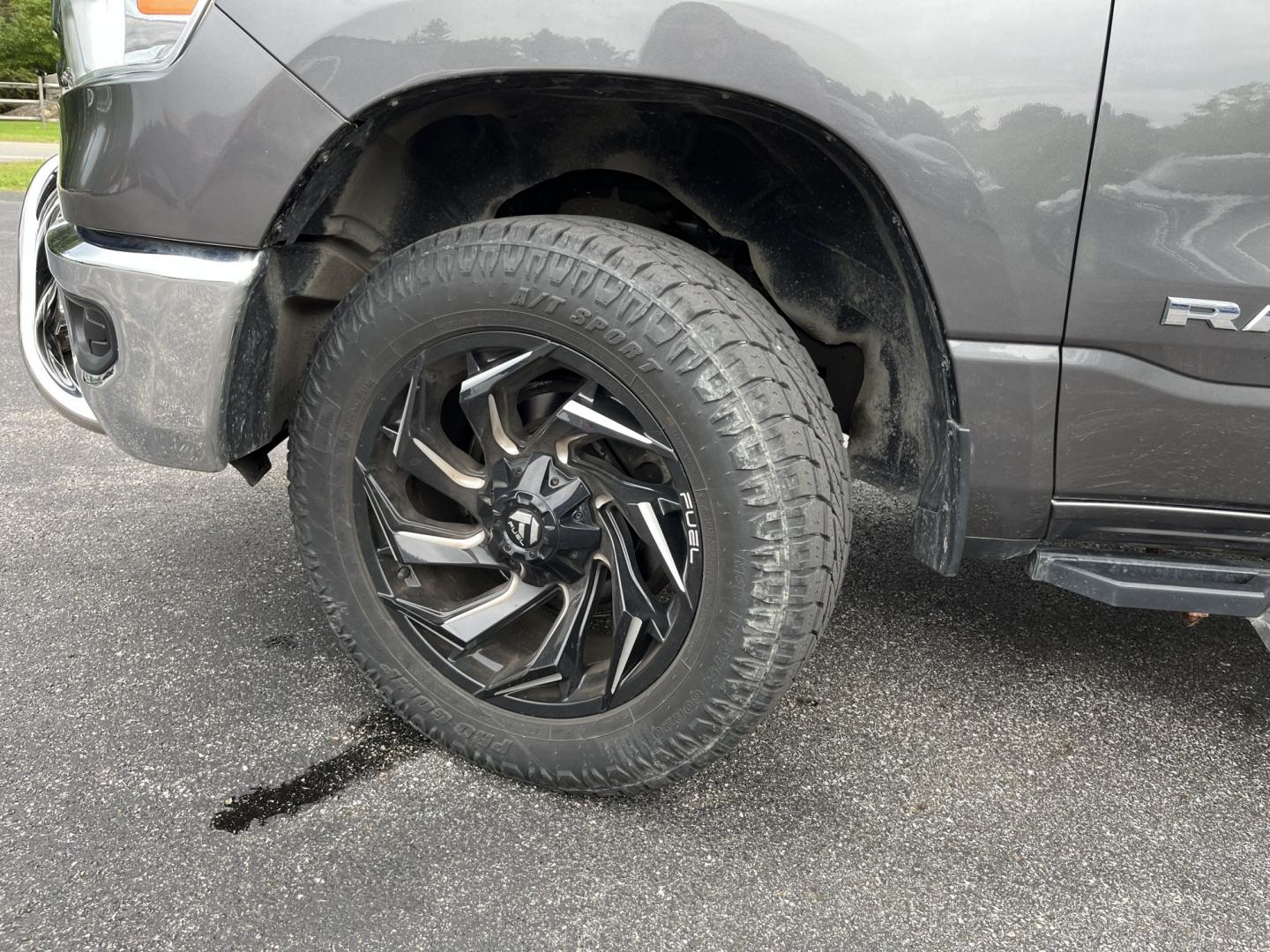 2021 Gray /Black RAM 1500 Big Horn Quad Cab 4WD (1C6SRFBT1MN) with an 5.7L V8 OHV 16V engine, Automatc transmission, located at 11115 Chardon Rd. , Chardon, OH, 44024, (440) 214-9705, 41.580246, -81.241943 - 2021 Ram 1500 Big Horn Quad Cab 4WD – HEMI Strength with Real Towing Capability This is a truck built to earn its keep. The 2021 Ram 1500 Big Horn Quad Cab 4WD pairs the proven 5.7L HEMI V8 with an 8-speed automatic, 3.21 gearing, and on-demand 4WD to deliver a strong 8,310 lb towing capacity. It- Photo#12