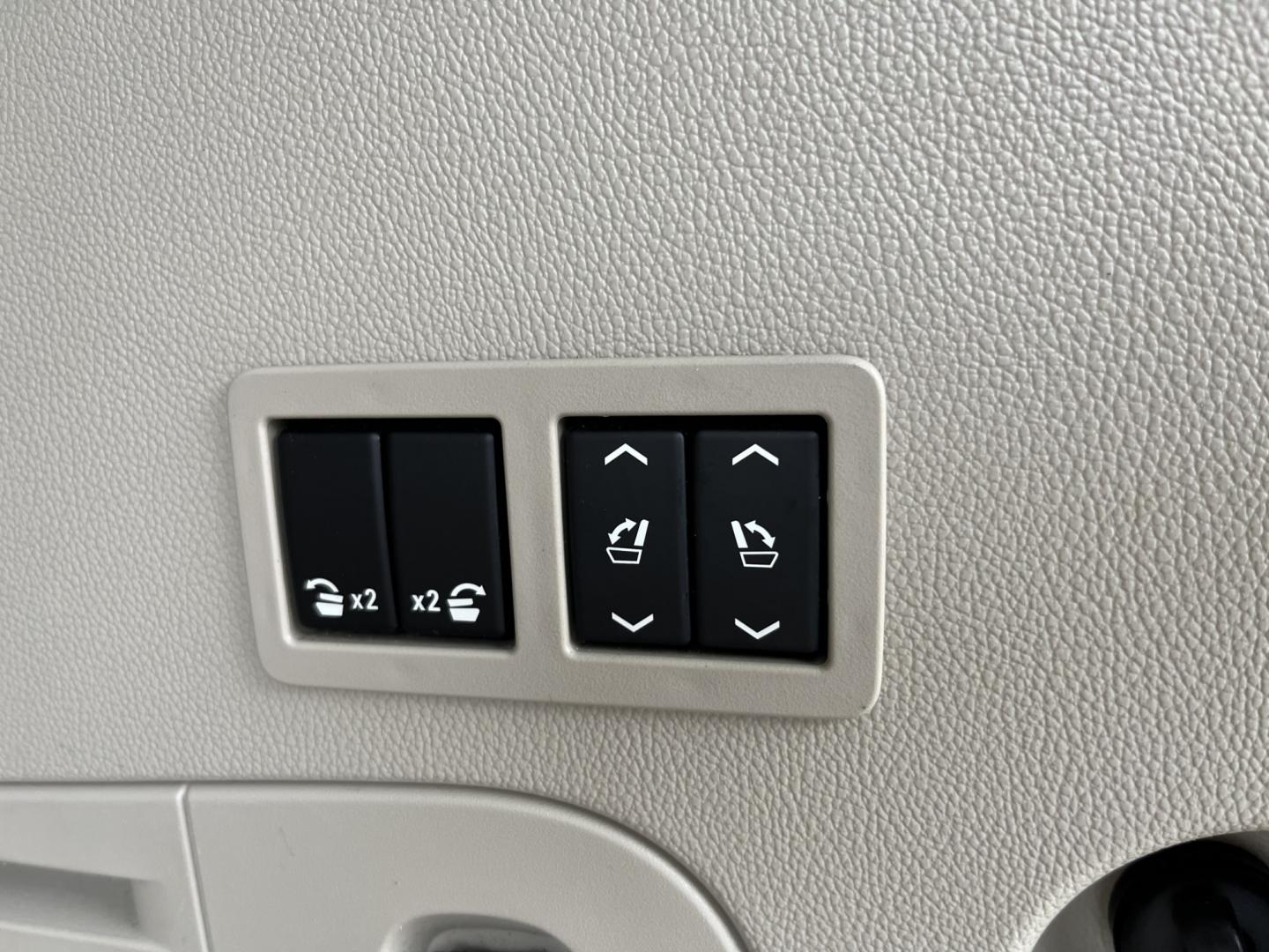 2020 White /White Cadillac Escalade Premium Luxury 4WD (1GYS4CKJ3LR) with an 6.2L V8 OHV 16V engine, Automatc transmission, located at 11115 Chardon Rd. , Chardon, OH, 44024, (440) 214-9705, 41.580246, -81.241943 - 2020 Cadillac Escalade Premium Luxury 4WD – Flagship Presence with Quiet Confidence Some SUVs are bought for space. This one is bought because it makes an impression the moment it arrives. The 2020 Cadillac Escalade Premium Luxury 4WD carries the kind of presence that still turns heads — long,- Photo#15