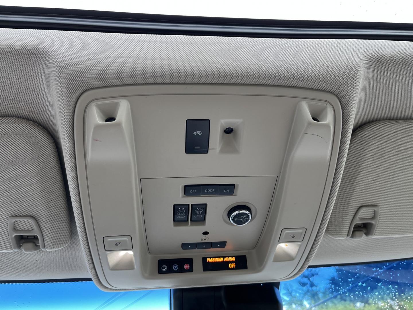 2020 White /White Cadillac Escalade Premium Luxury 4WD (1GYS4CKJ3LR) with an 6.2L V8 OHV 16V engine, Automatc transmission, located at 11115 Chardon Rd. , Chardon, OH, 44024, (440) 214-9705, 41.580246, -81.241943 - 2020 Cadillac Escalade Premium Luxury 4WD – Flagship Presence with Quiet Confidence Some SUVs are bought for space. This one is bought because it makes an impression the moment it arrives. The 2020 Cadillac Escalade Premium Luxury 4WD carries the kind of presence that still turns heads — long,- Photo#32