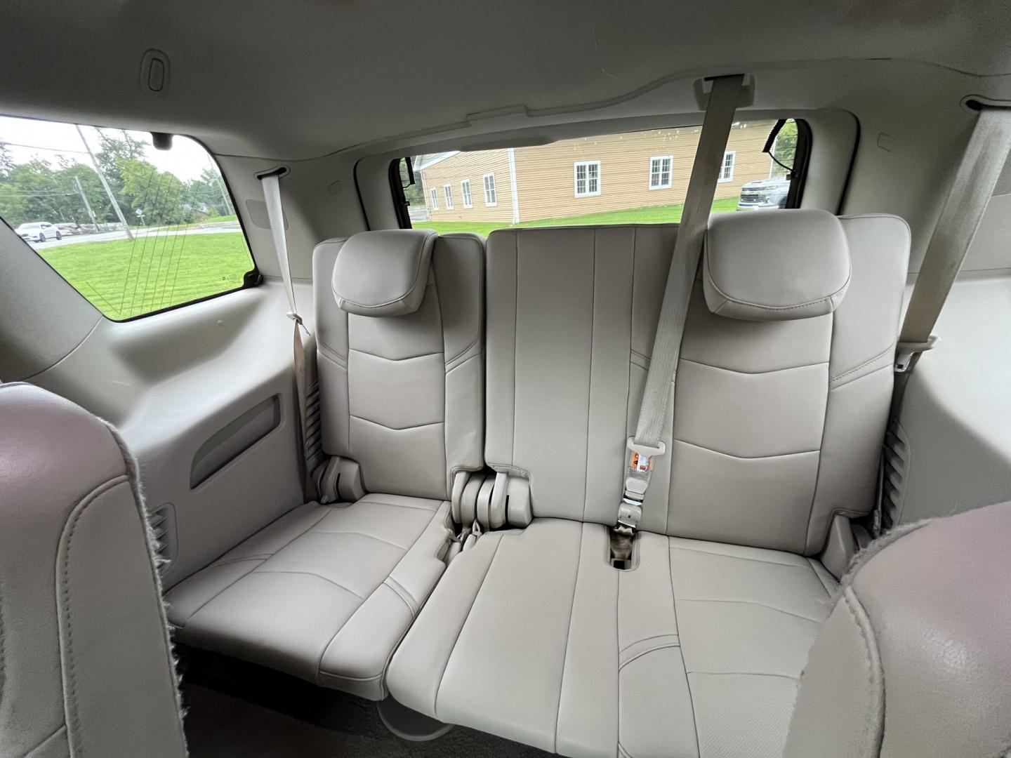 2020 White /White Cadillac Escalade Premium Luxury 4WD (1GYS4CKJ3LR) with an 6.2L V8 OHV 16V engine, Automatc transmission, located at 11115 Chardon Rd. , Chardon, OH, 44024, (440) 214-9705, 41.580246, -81.241943 - 2020 Cadillac Escalade Premium Luxury 4WD – Flagship Presence with Quiet Confidence Some SUVs are bought for space. This one is bought because it makes an impression the moment it arrives. The 2020 Cadillac Escalade Premium Luxury 4WD carries the kind of presence that still turns heads — long,- Photo#37