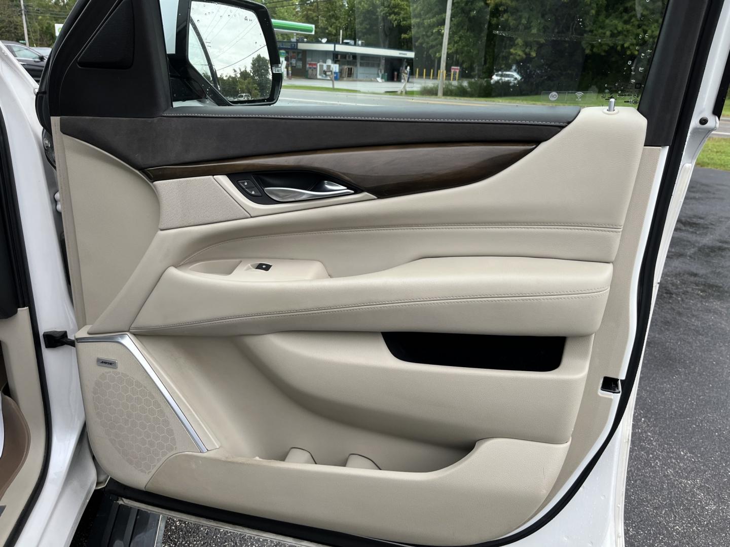 2020 White /White Cadillac Escalade Premium Luxury 4WD (1GYS4CKJ3LR) with an 6.2L V8 OHV 16V engine, Automatc transmission, located at 11115 Chardon Rd. , Chardon, OH, 44024, (440) 214-9705, 41.580246, -81.241943 - 2020 Cadillac Escalade Premium Luxury 4WD – Flagship Presence with Quiet Confidence Some SUVs are bought for space. This one is bought because it makes an impression the moment it arrives. The 2020 Cadillac Escalade Premium Luxury 4WD carries the kind of presence that still turns heads — long,- Photo#38