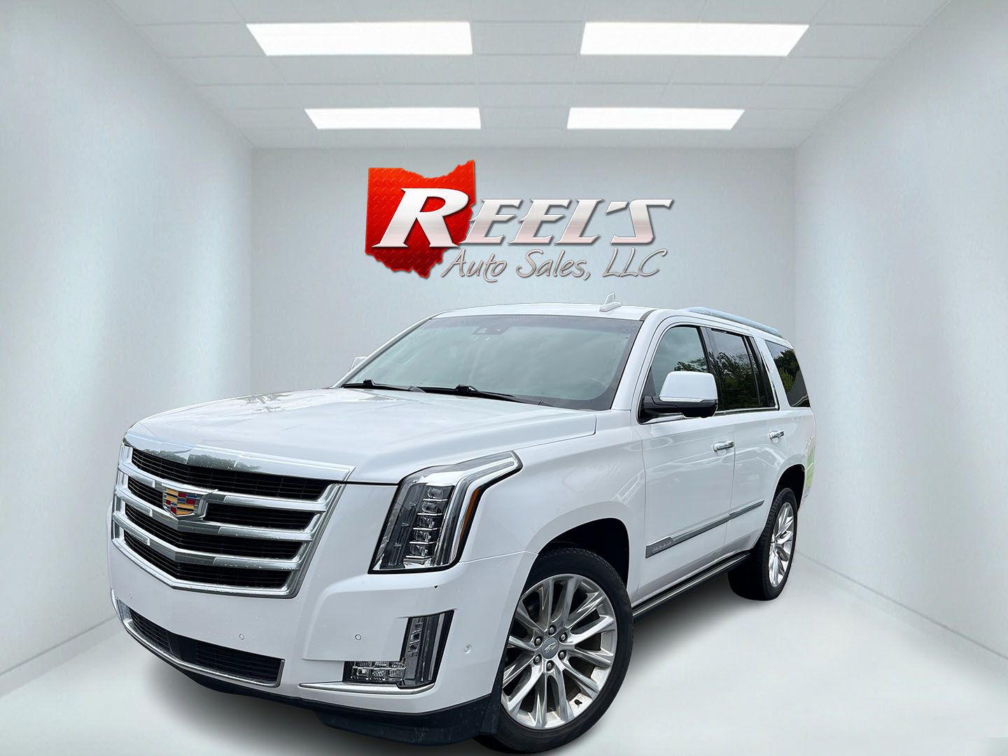 photo of 2020 Cadillac Escalade Premium Luxury 4WD