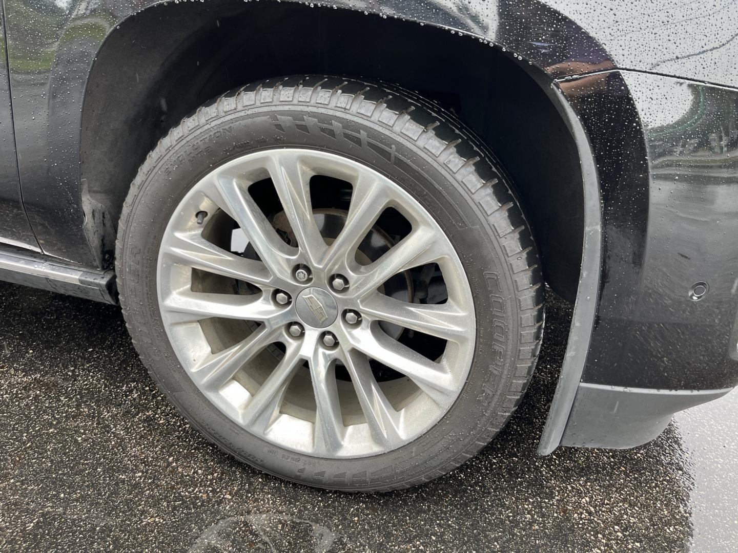 2019 Black /Brown Cadillac Escalade ESV Premium 4WD (1GYS4JKJ3KR) with an 6.2L V8 OHV 16V engine, Automatc transmission, located at 11115 Chardon Rd. , Chardon, OH, 44024, (440) 214-9705, 41.580246, -81.241943 - 2019 Cadillac Escalade ESV Premium Luxury 4WD – Extended Luxury with Flagship Presence and One Owner Carfax This is the Escalade for buyers who want the look, the space, and the statement. The 2019 Cadillac Escalade ESV Premium Luxury 4WD stretches the formula into a longer, more commanding packa- Photo#3