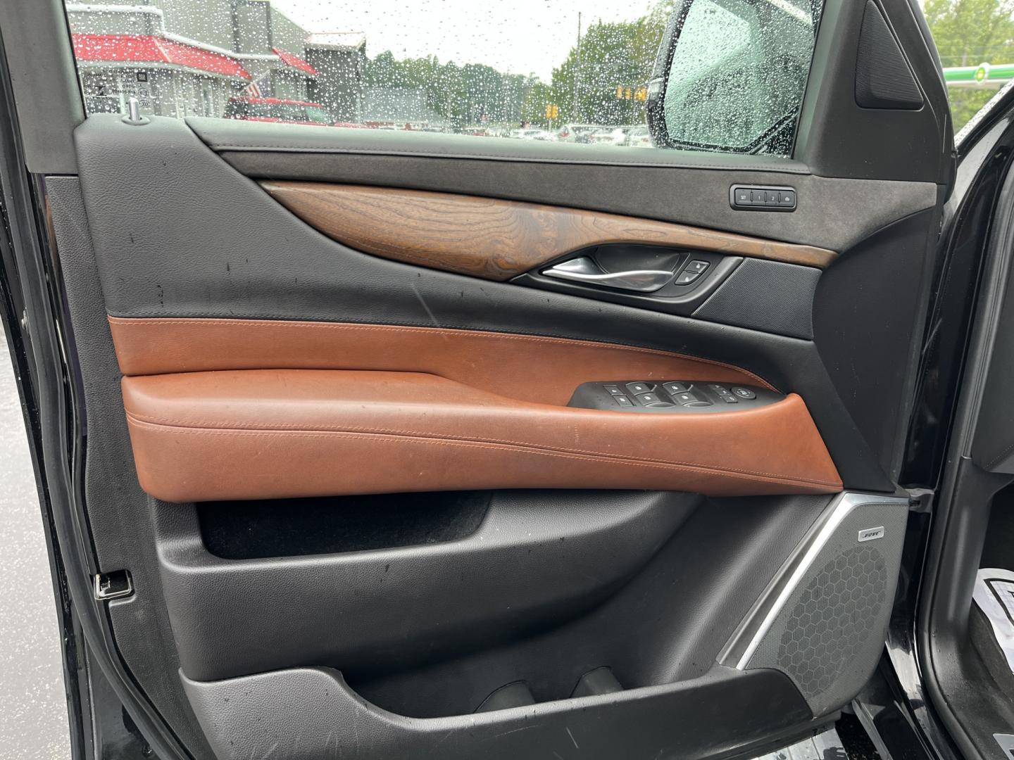 2019 Black /Brown Cadillac Escalade ESV Premium 4WD (1GYS4JKJ3KR) with an 6.2L V8 OHV 16V engine, Automatc transmission, located at 11115 Chardon Rd. , Chardon, OH, 44024, (440) 214-9705, 41.580246, -81.241943 - 2019 Cadillac Escalade ESV Premium Luxury 4WD – Extended Luxury with Flagship Presence and One Owner Carfax This is the Escalade for buyers who want the look, the space, and the statement. The 2019 Cadillac Escalade ESV Premium Luxury 4WD stretches the formula into a longer, more commanding packa- Photo#16